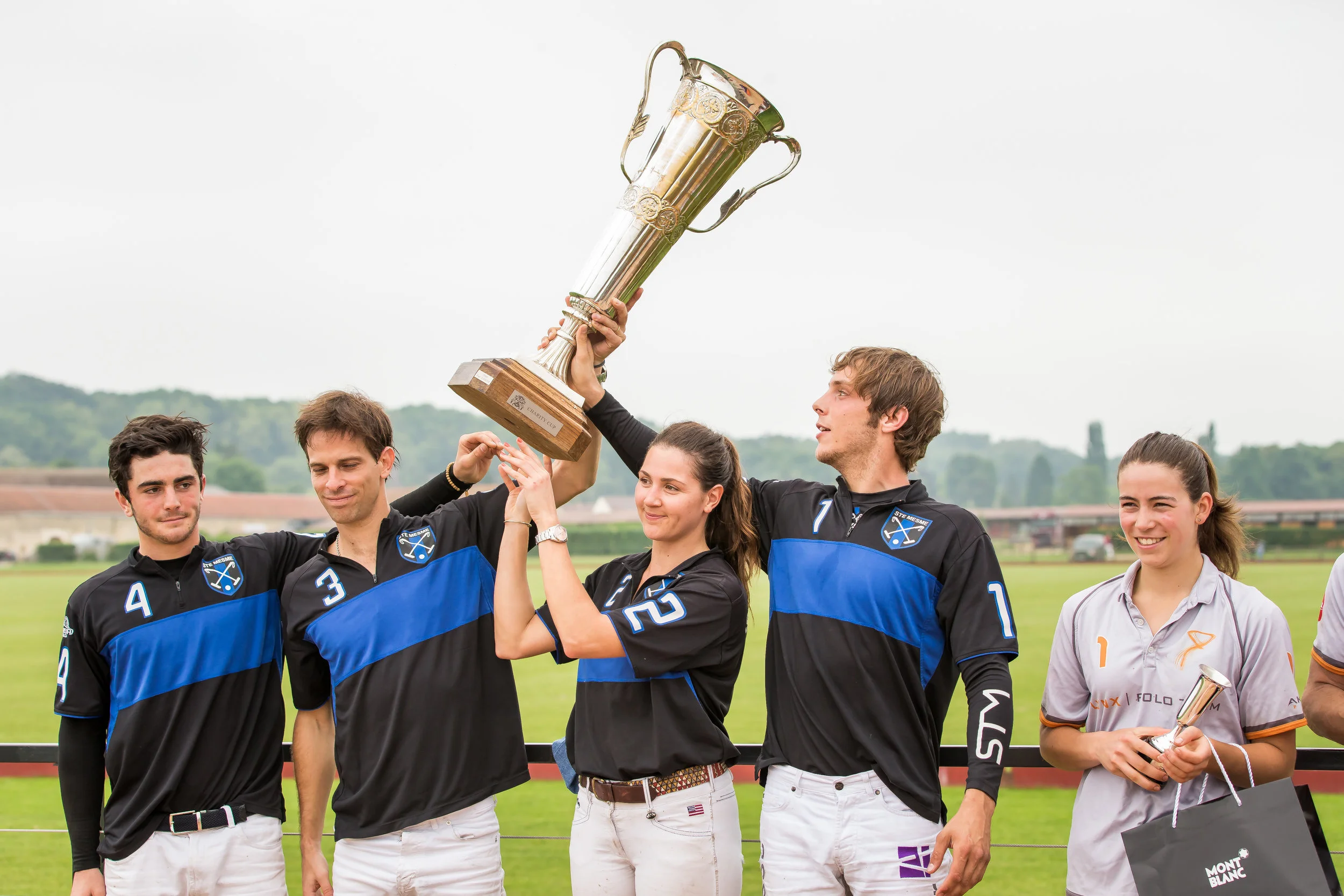 St Mesme vainqueurs de la Charity Cup 2016