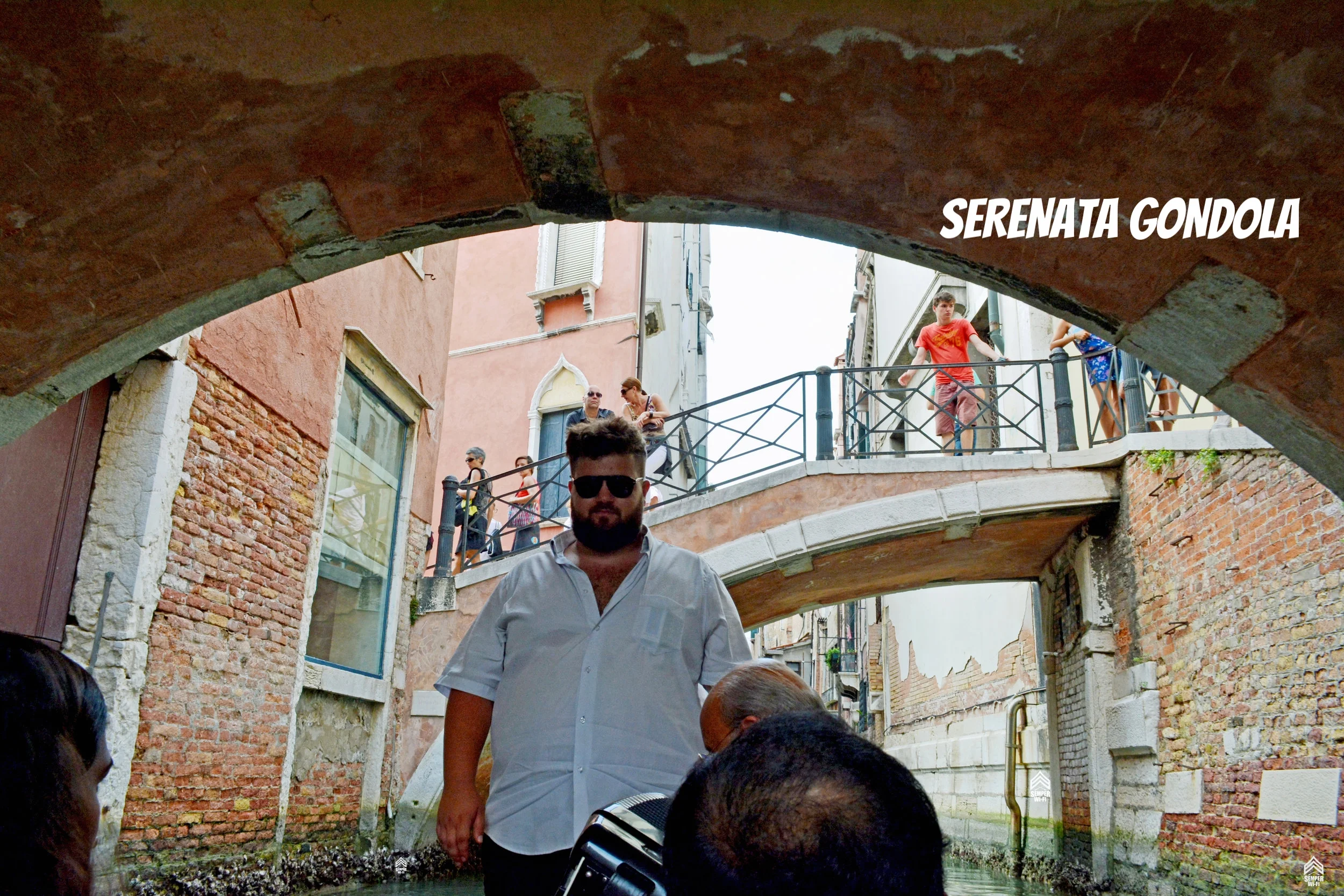 Venice_Gondola2_Logo4.jpg