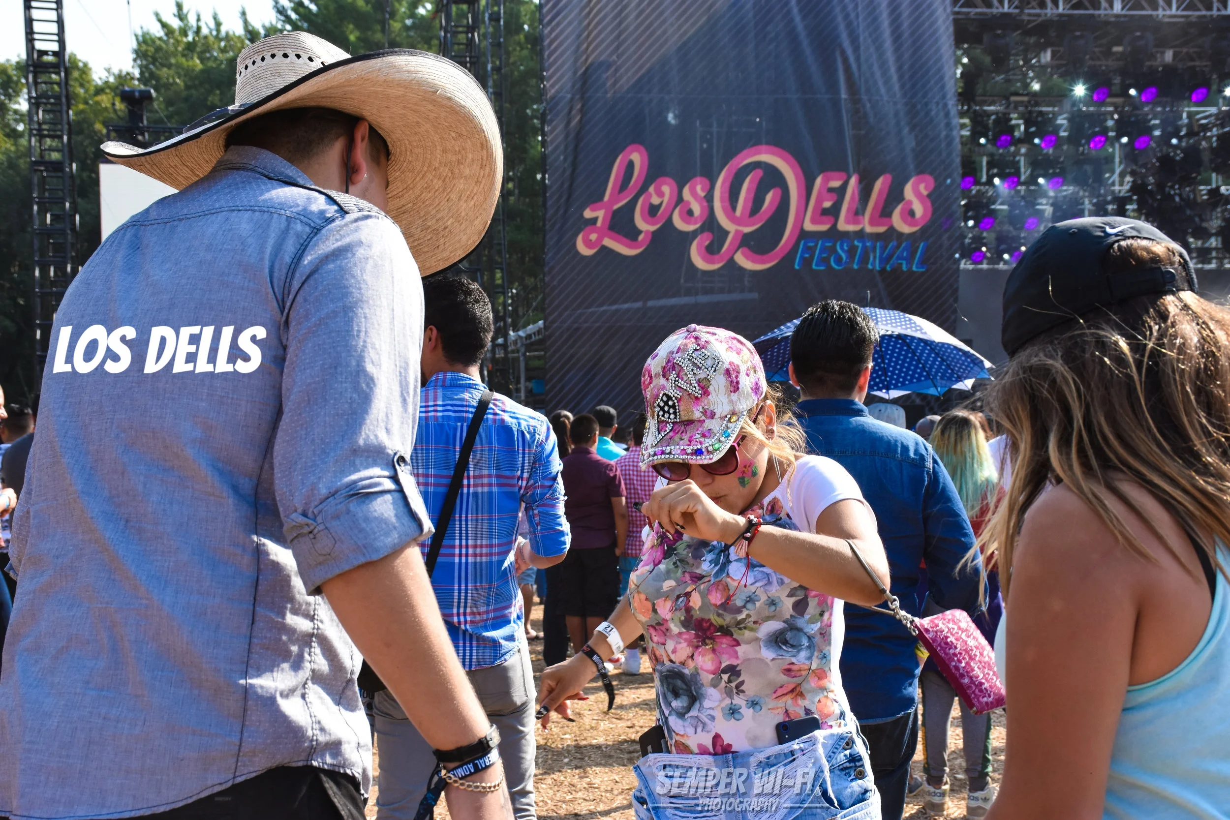Los_Dells_Dancing_Dells_Logo.jpg