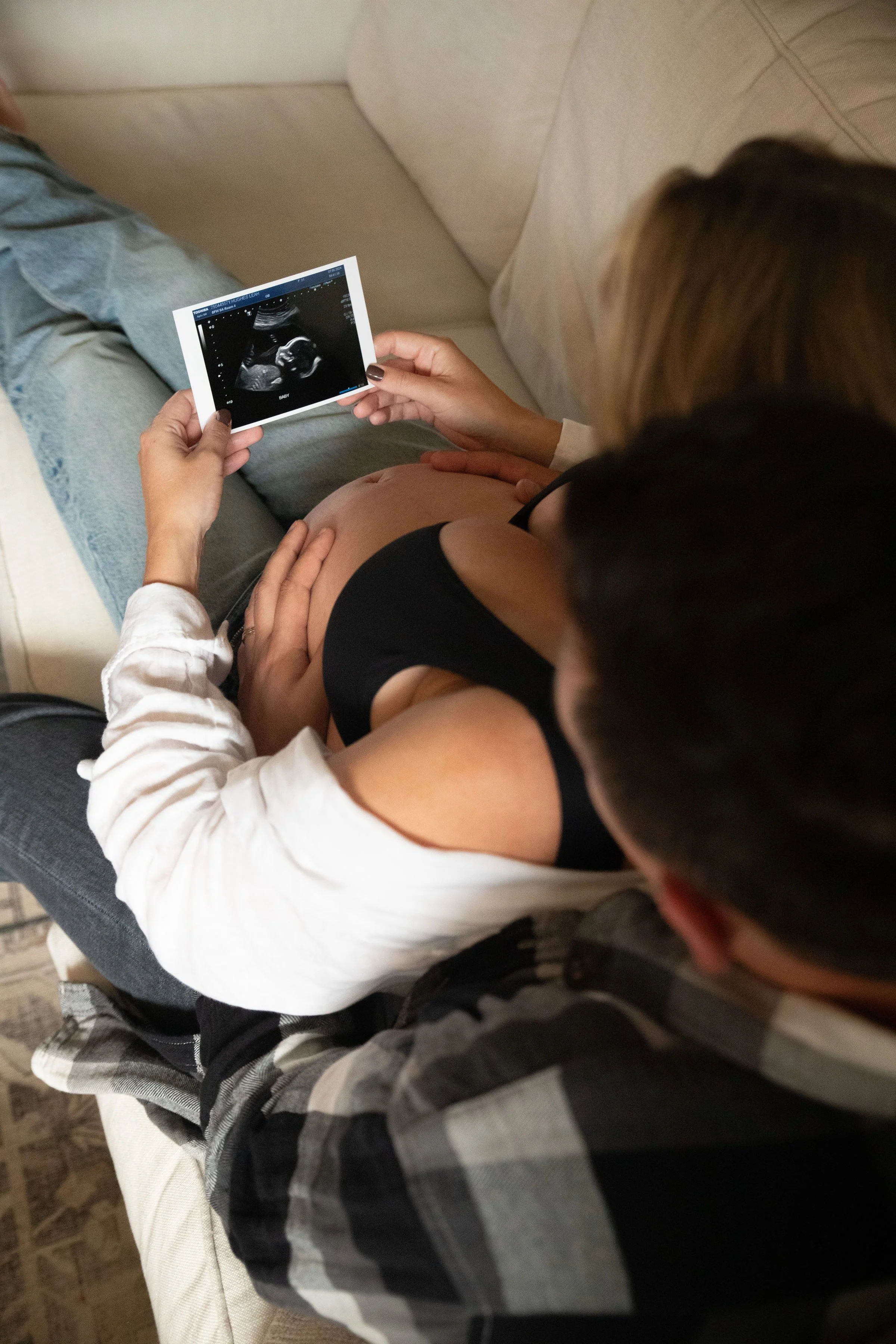 Leah&KennyMaternity-42.jpg