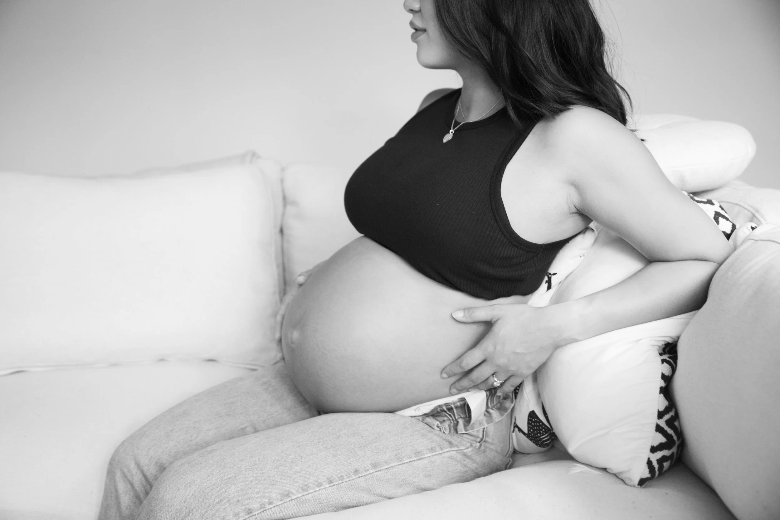 StephandMikeMaternity-31.jpg