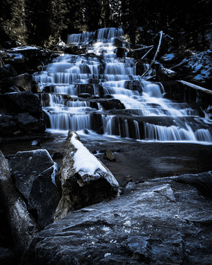Joffe+Lake-Waterfalls-Focus+Stacking.jpg.webp