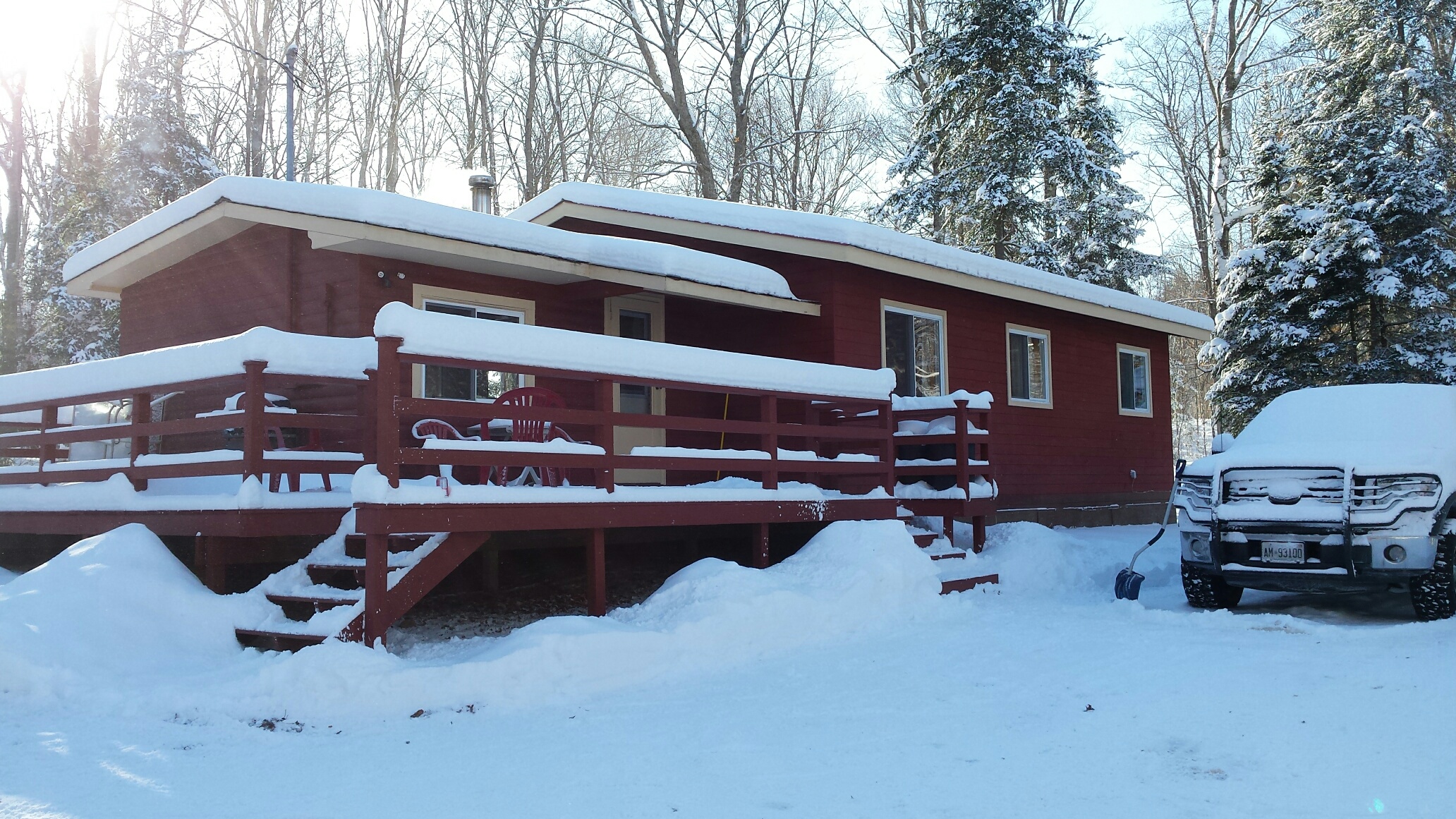 Cottage 6 Winter Day.jpg