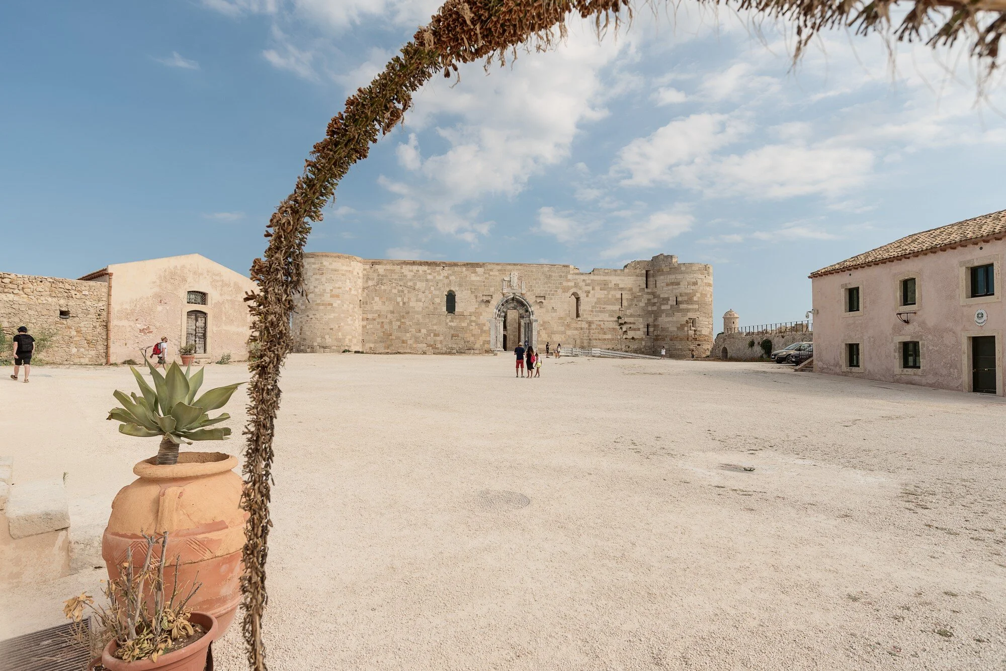 D05_5458 Siracusa castello_tn.jpg