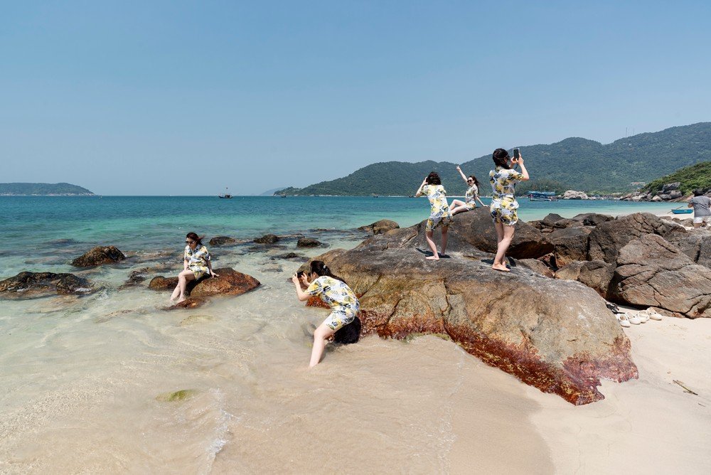 D23_1576 Vietnam XEP beach Cham Islands_cm.jpg