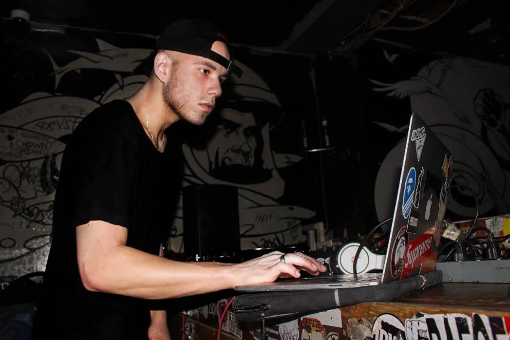 relaxjosh "Working with LoClasse has been great for me as an artist. Between performing at LoClasse events and connecting with other artists and creatives, I’m constantly meeting people in the industry and working alongside them. LoClasse is known to be very active with social media as well, which is great because they really promote their artist’s projects well & know how to get them exposed."