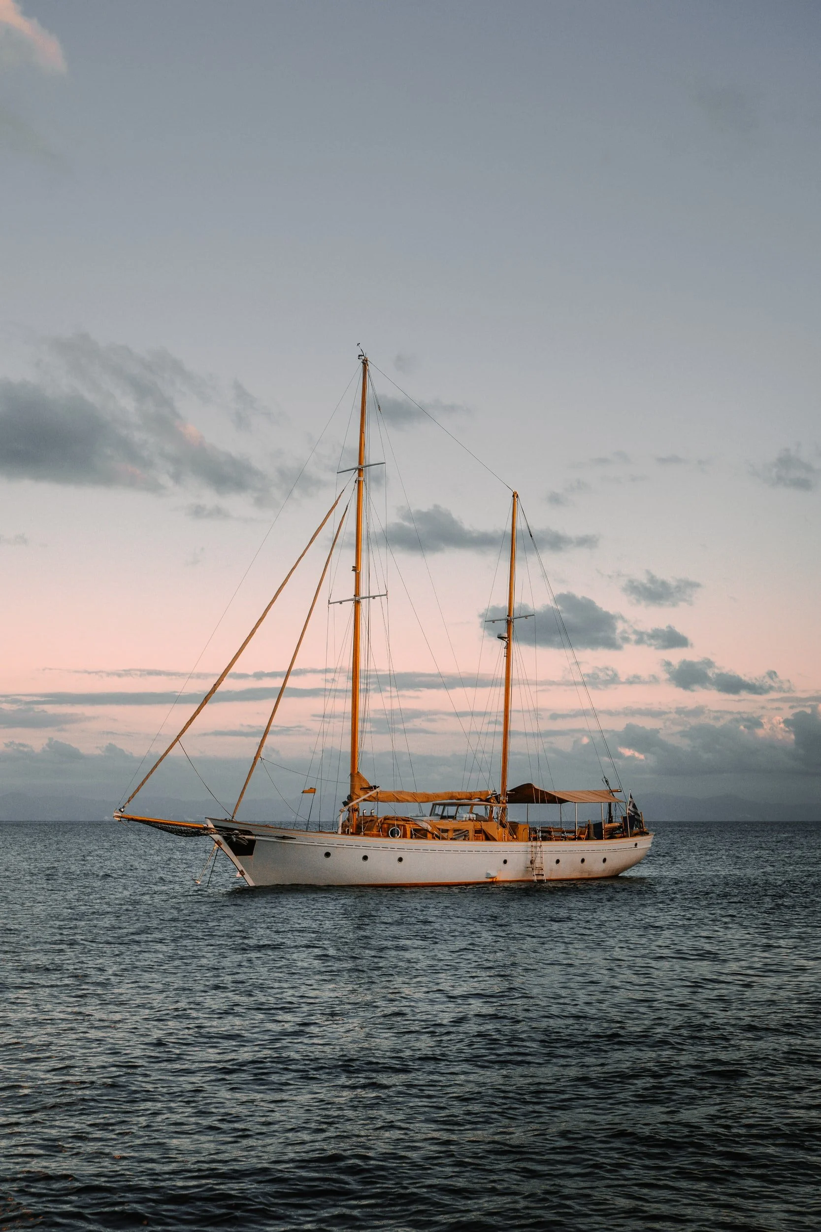 unsplash-image-0WQLuFqMYYI.jpg