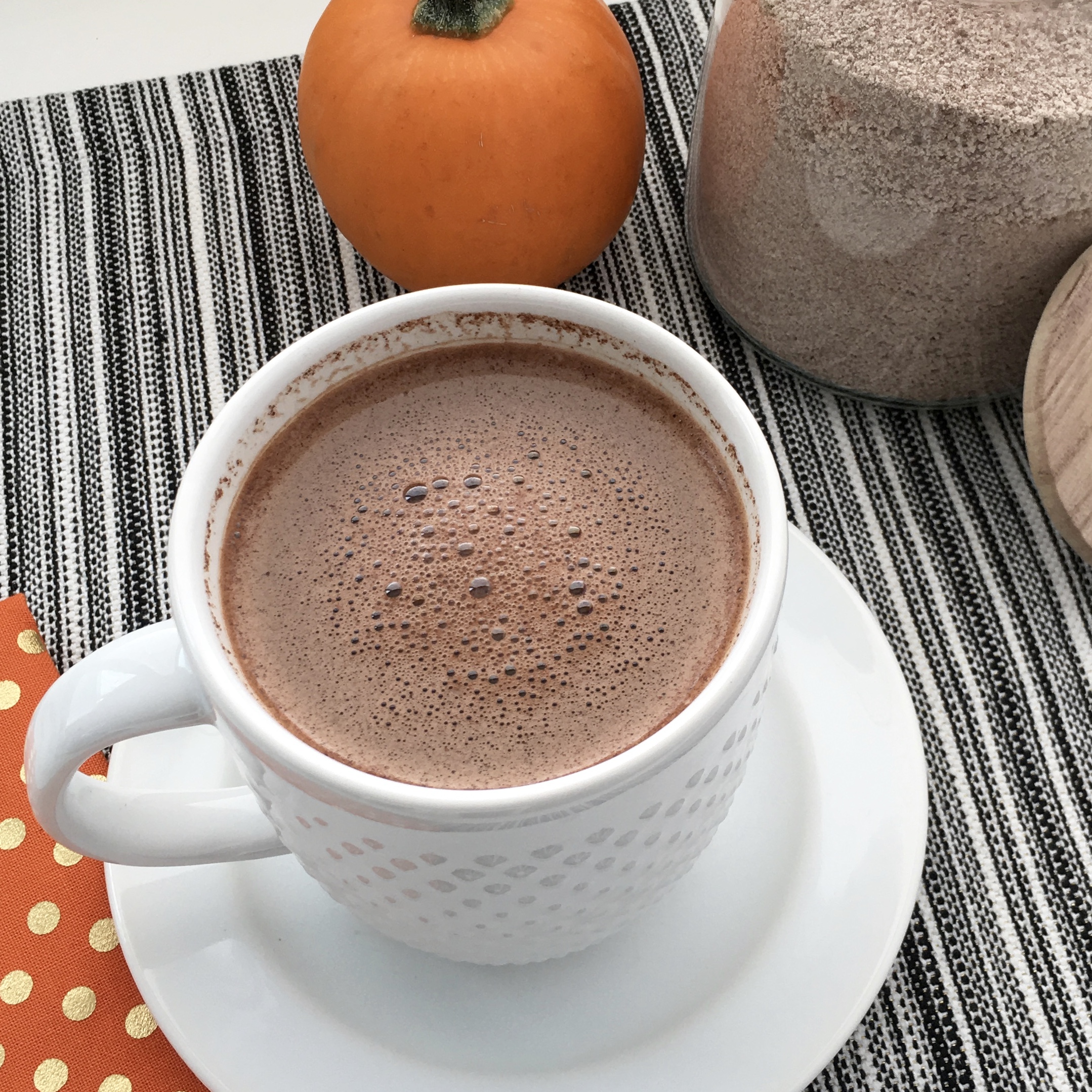 Make Your Own Pumpkin Spiced Hot Chocolate Mix