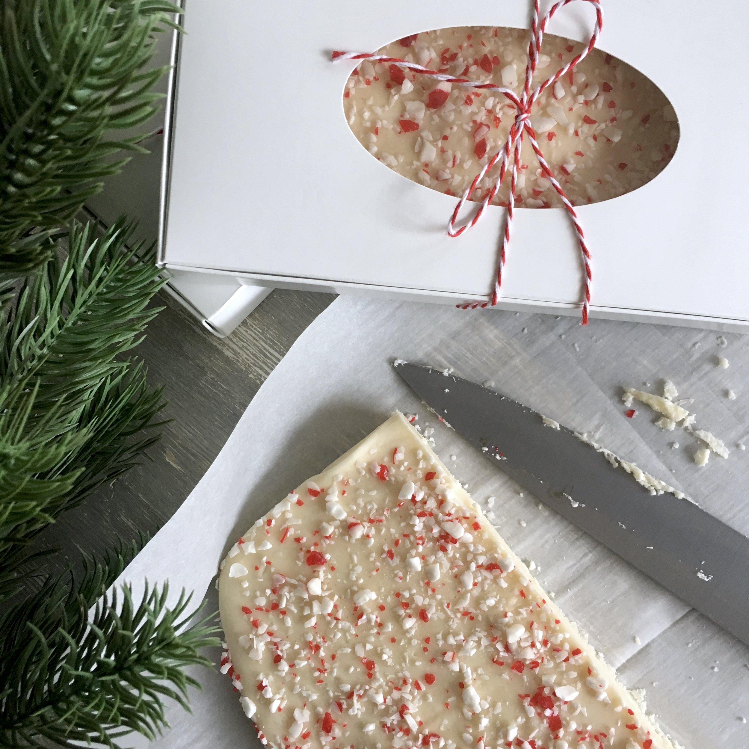 PEPPERMINT WHITE CHOCOLATE FUDGE