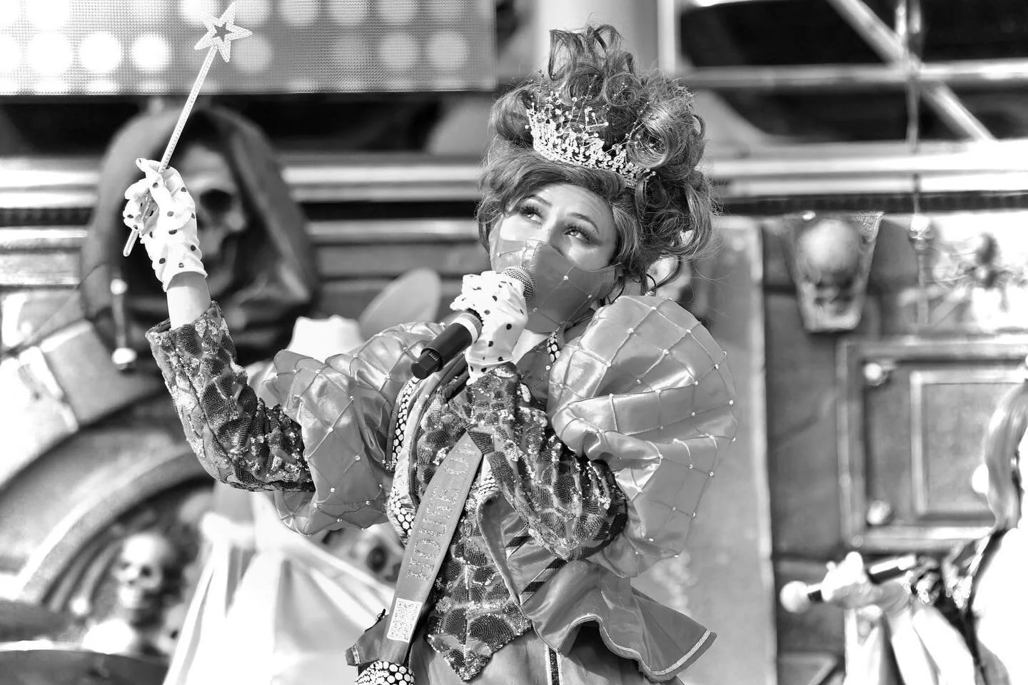 You only have 3 more weekends to catch Princess Pearl in action! Come on down to Cedar Point with your most regal Halloween costume &amp; you could be crowned Costume Council royalty! 👑