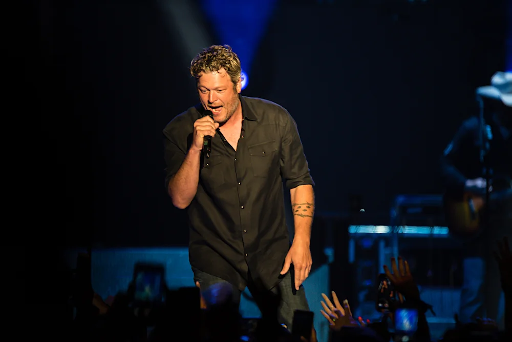 Blake-Shelton-7.jpg