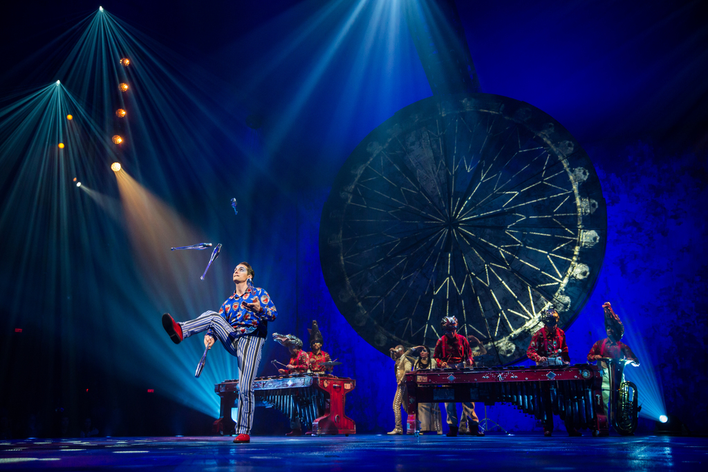Photo credit : Matt Beard / Costumes: Giovanna Buzzi / 2016 Cirque du Soleil