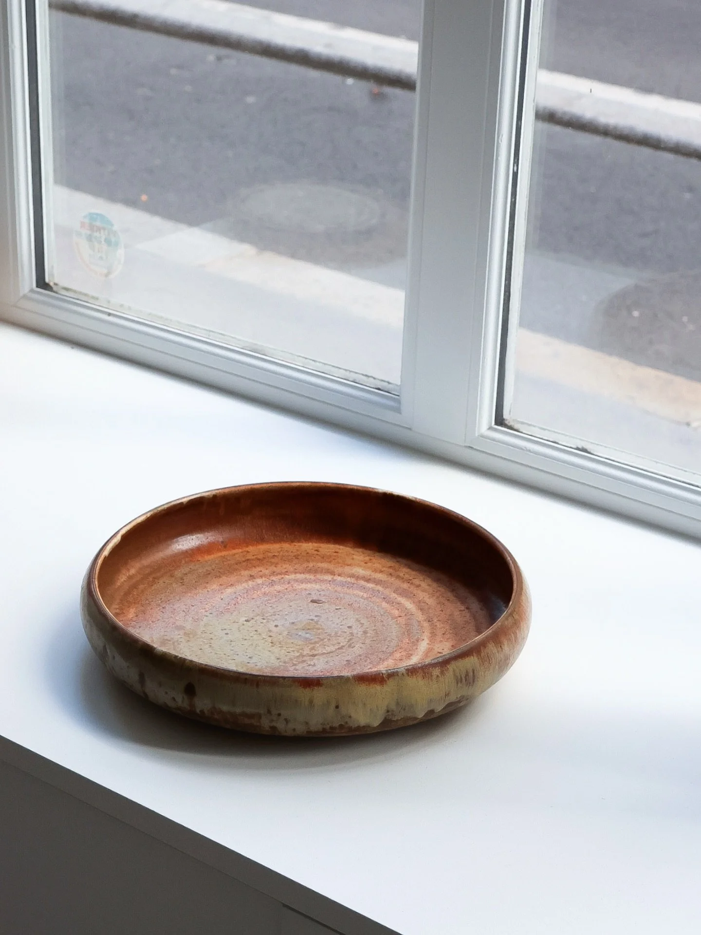 Un grand plat de service, &agrave; la boutique samedi dernier.
32cm, cuisson au bois.