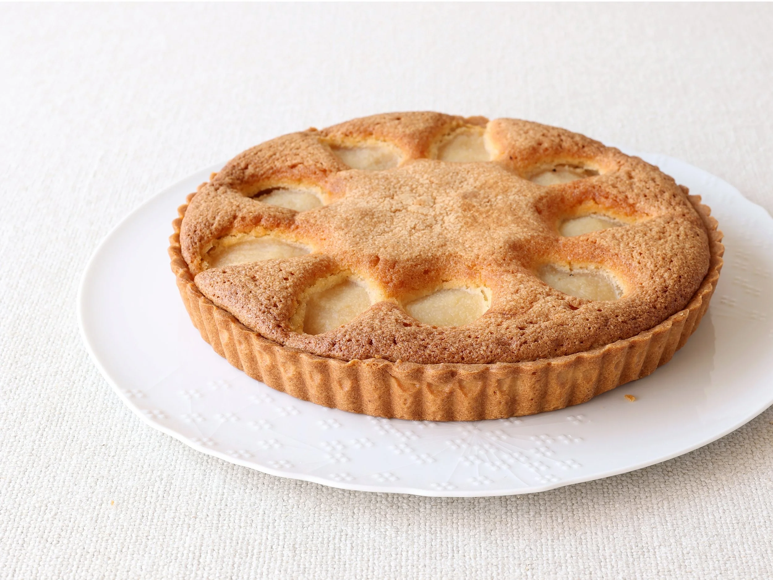 PEAR &amp; FRANGIPANE TART