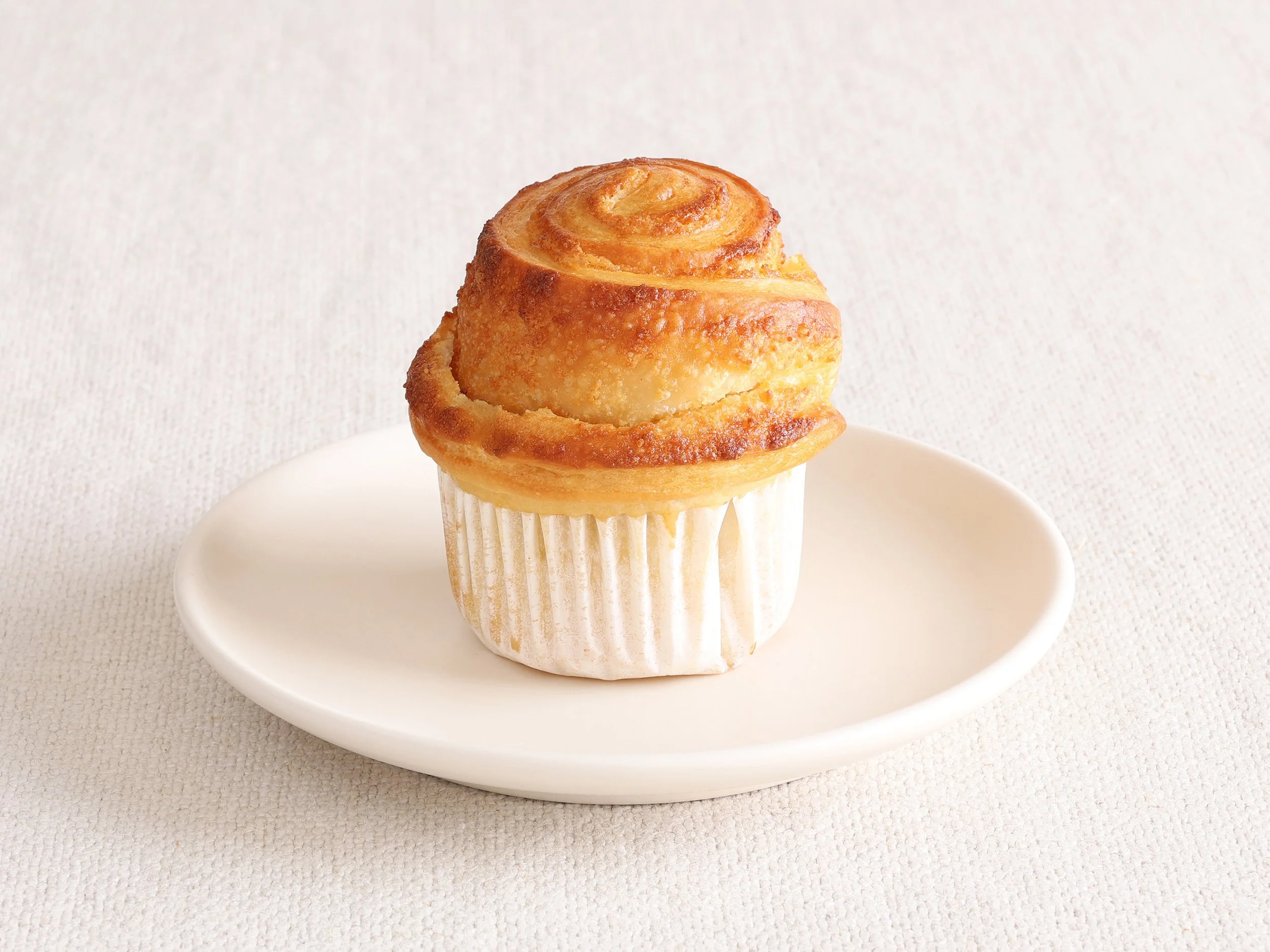 ALMOND CRUFFIN