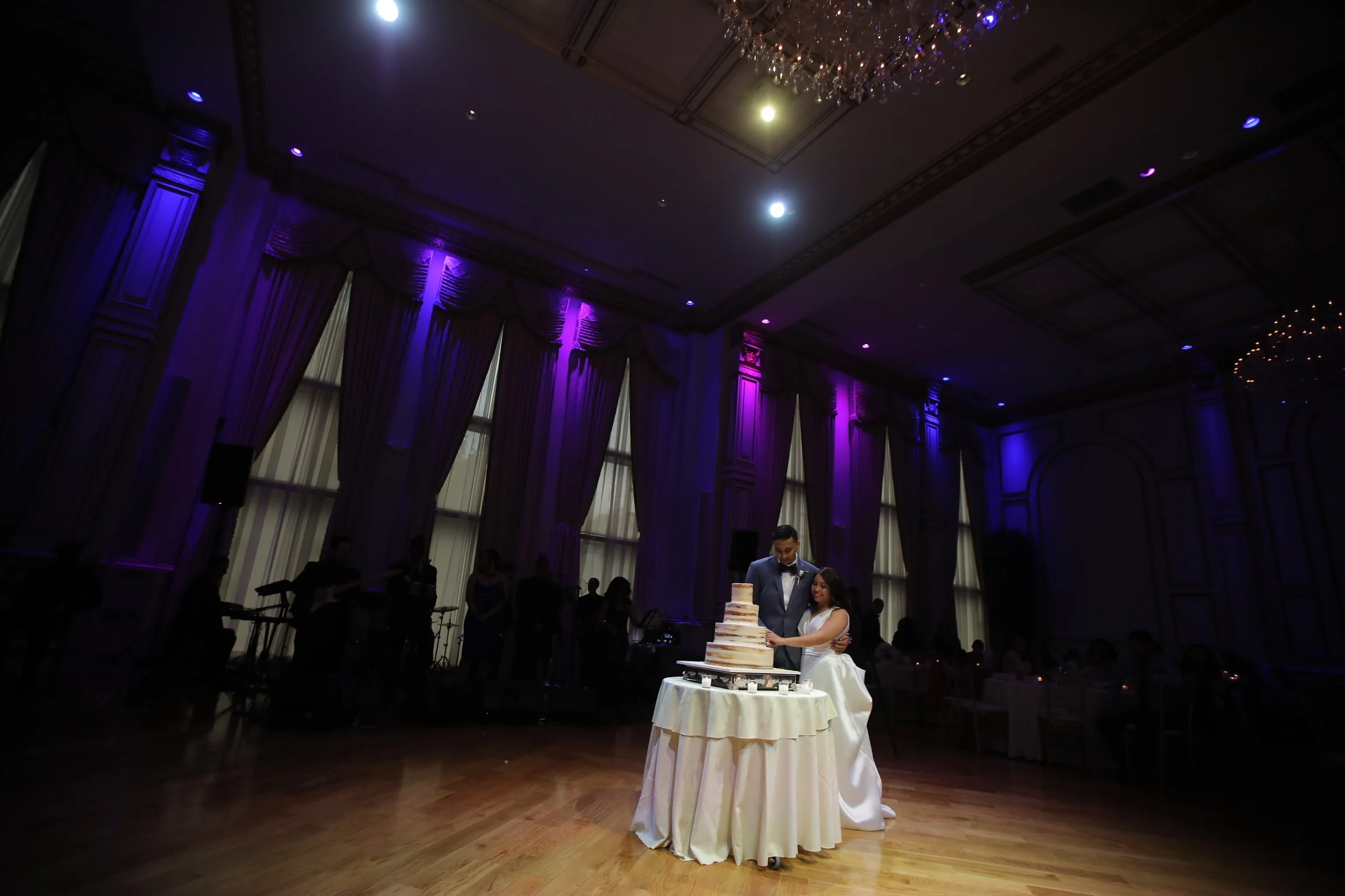 The Tides Estate Summer Wedding