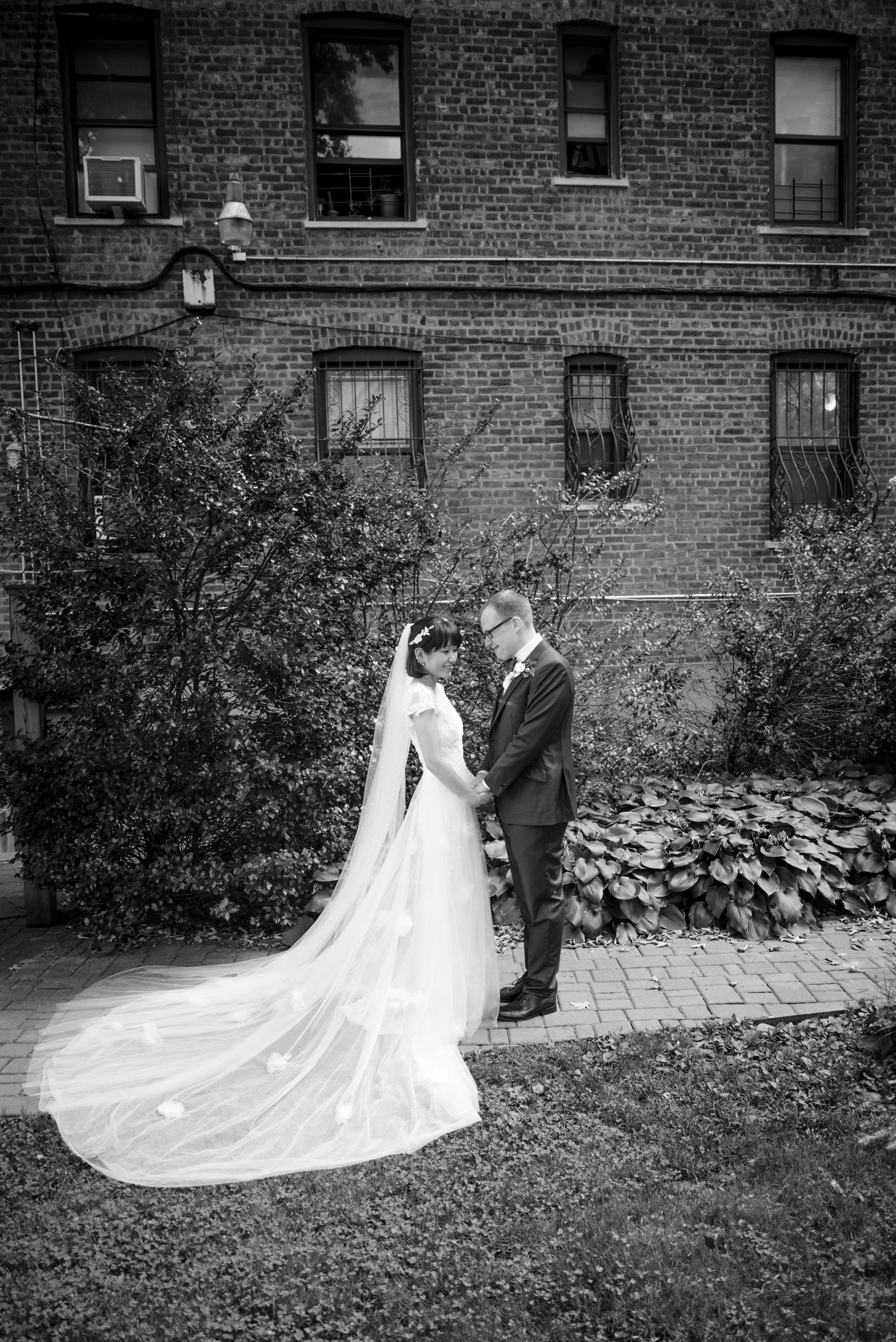 Frankies 457 Brooklyn Fall Wedding