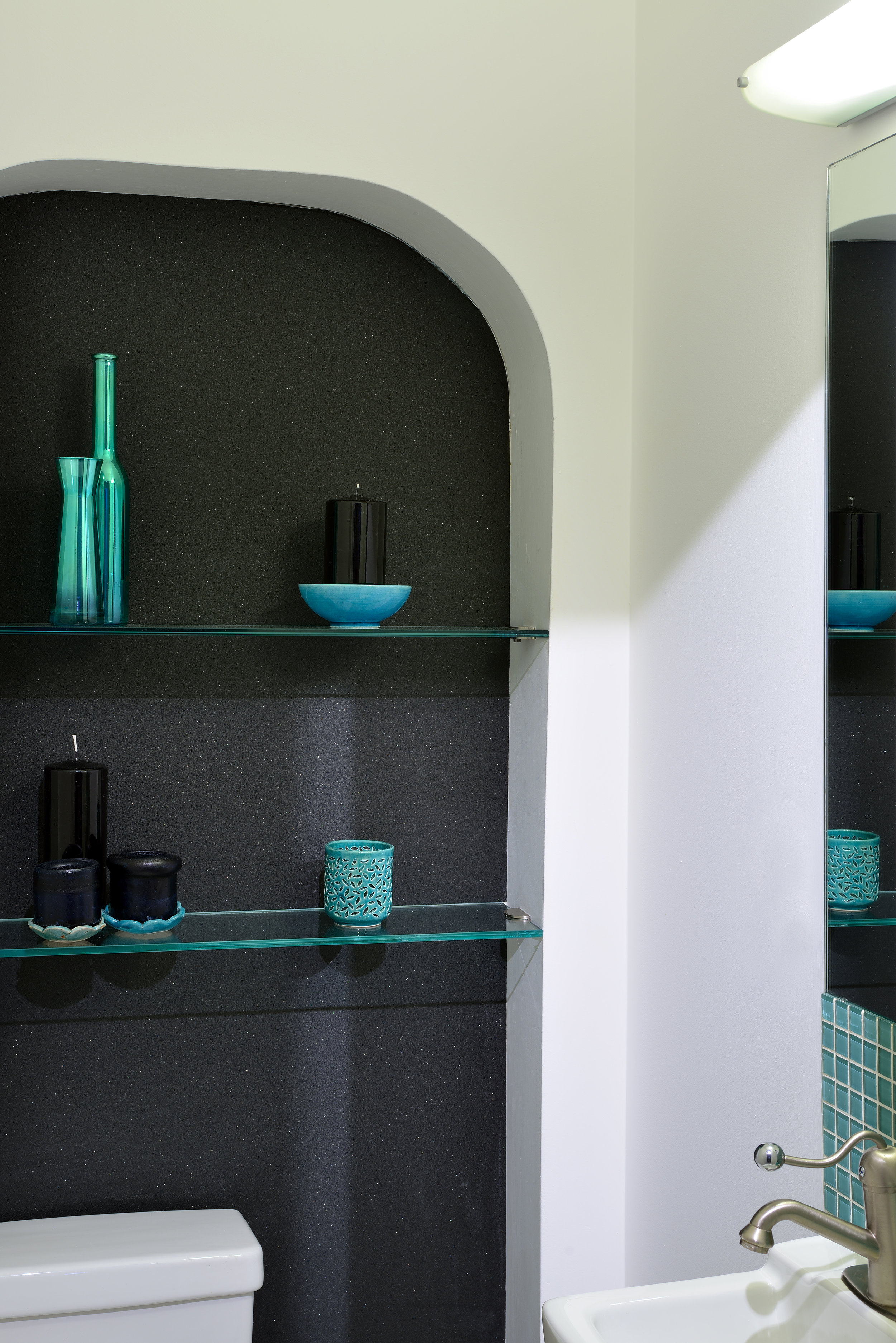 Powder room.jpg