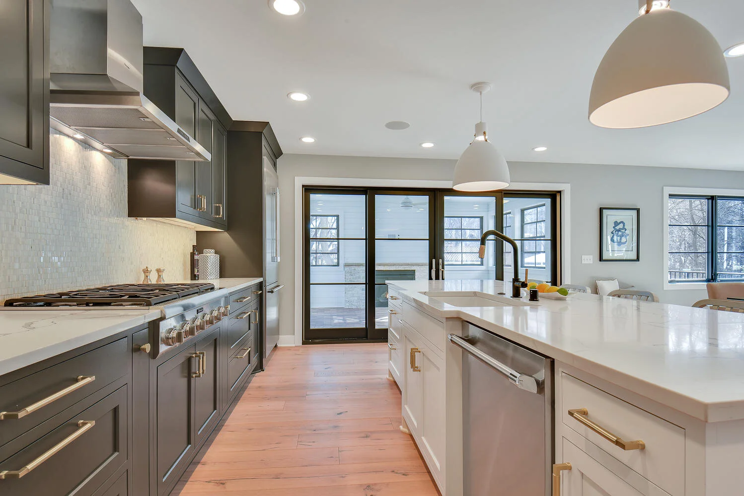 Pros &amp; Cons Of Buying A Fixer-Upper