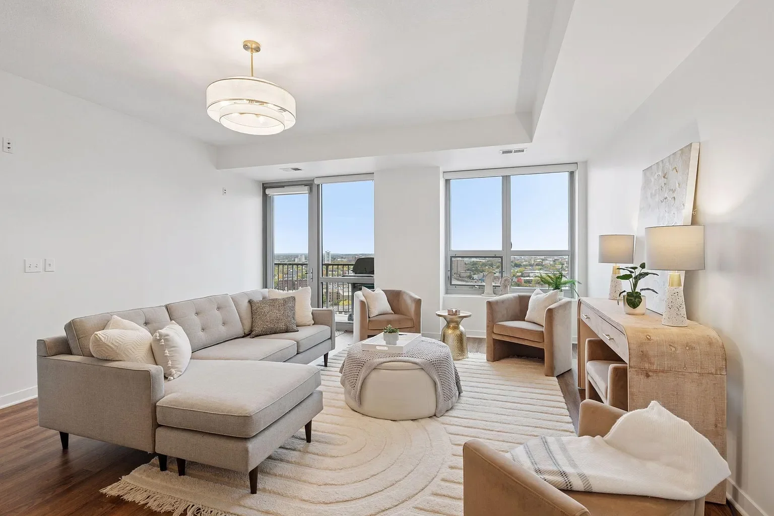 929 Portland Ave #2107,&nbsp;Minneapolis