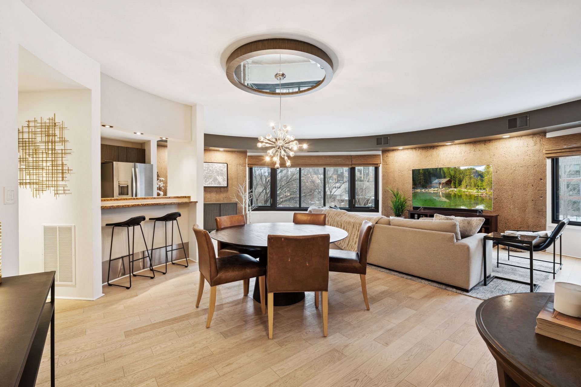 3141 Dean Ct, Unit 308,&nbsp;Minneapolis