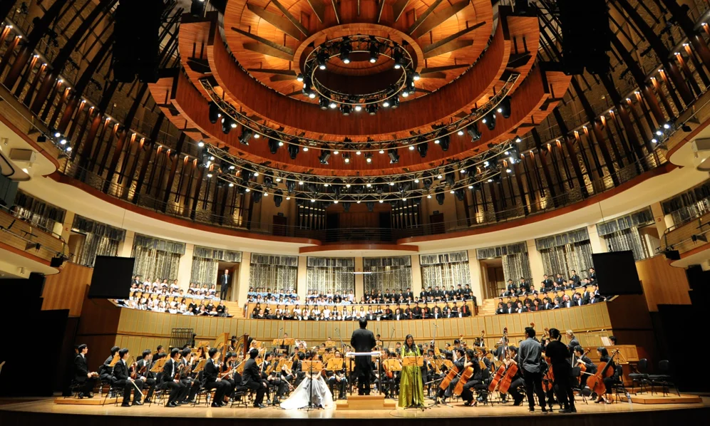 2010 - OMM performed Mahler's 2nd Symphony to critical acclaim