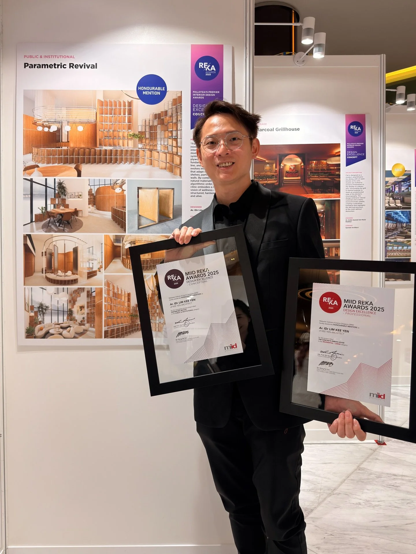 𝐌𝐈𝐈𝐃 𝐑𝐄𝐊𝐀 𝐀𝐖𝐀𝐑𝐃𝐒 𝟐𝟎𝟐𝟓
Still feeling incredibly humbled and grateful. We truly did not expect to win Interior Design awards, yet both of our submitted projects were selected as finalists and each received an Honorable Mention at this