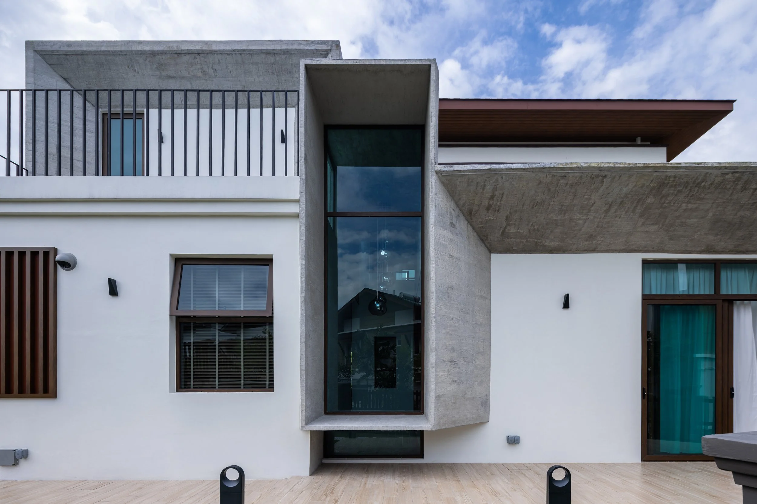 Concrete Ribbon House | Explore Unique Architectural Designs — Kee Yen ...