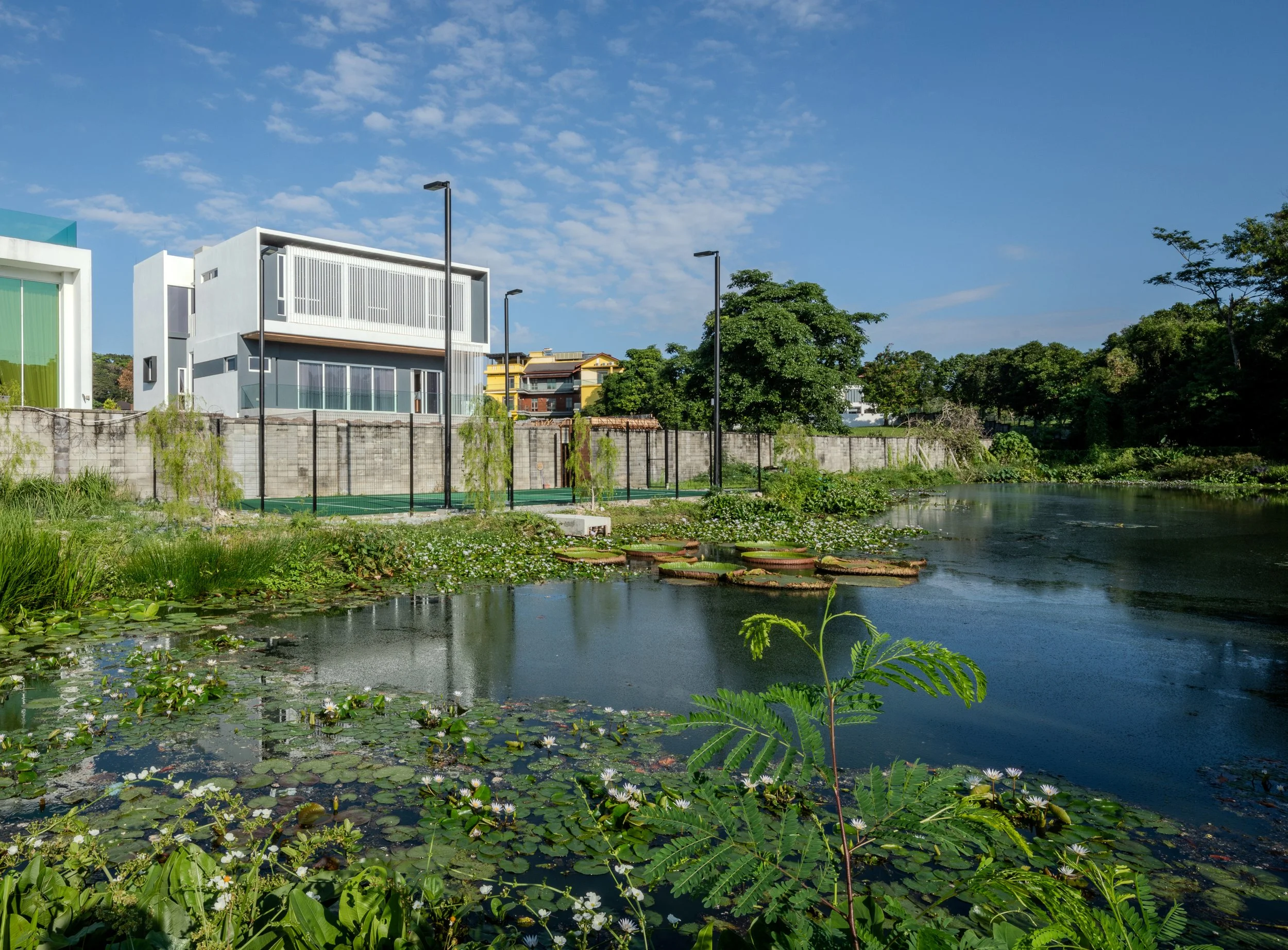 Lotuspure House | L-House