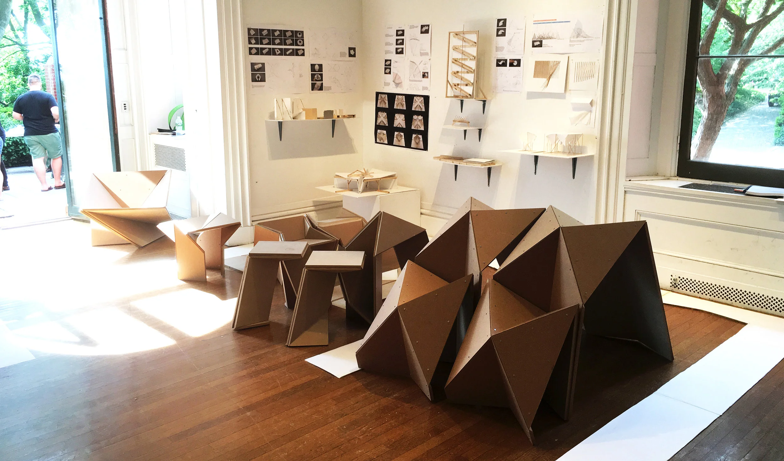 This is a periodical exhibition. Main concept of this exhibition is disappearing furniture. Unfolded like a piece of paper, those products' crease patterns become beautiful floor patterns. All the creases are etched into specific angle to fold. By f