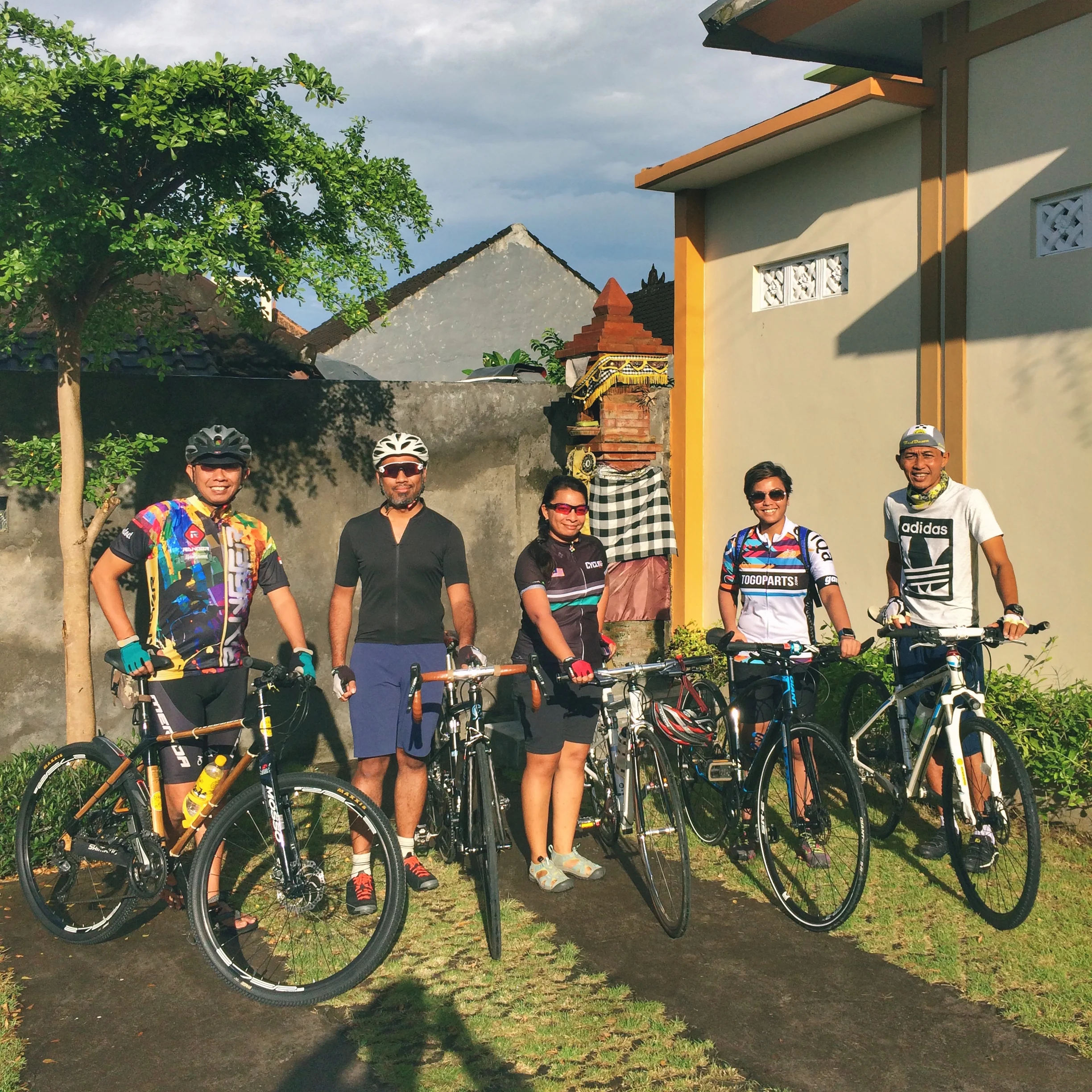 Left to right: Om Poetoet, myself, Nadiah, Maya and Pak Kadek, getting ready to explore!