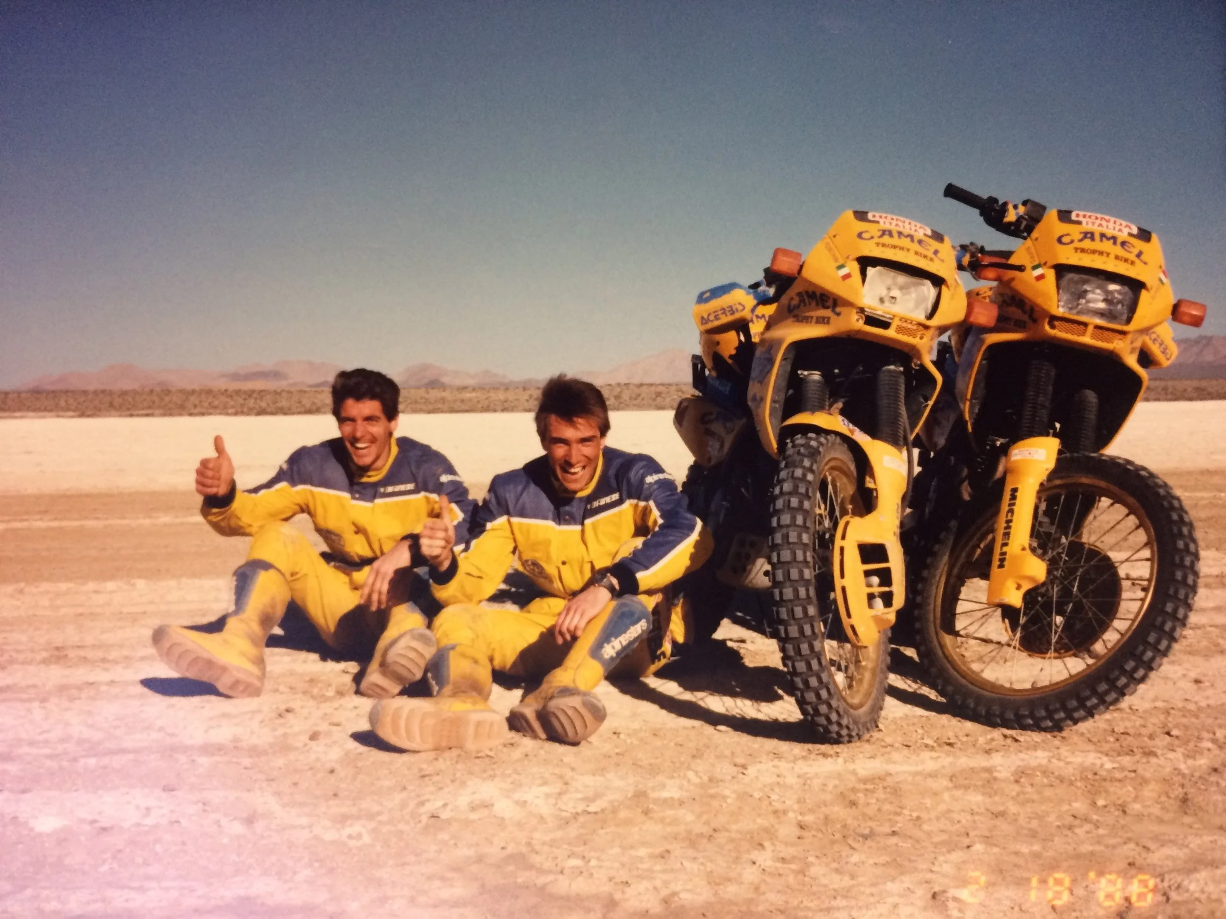 Livio Suppo (right) with teammate Claudio Foschini on El Diablo dry lake near San Felipe, in Baja, Mexico. Photo by Scott Cox / Resmarket