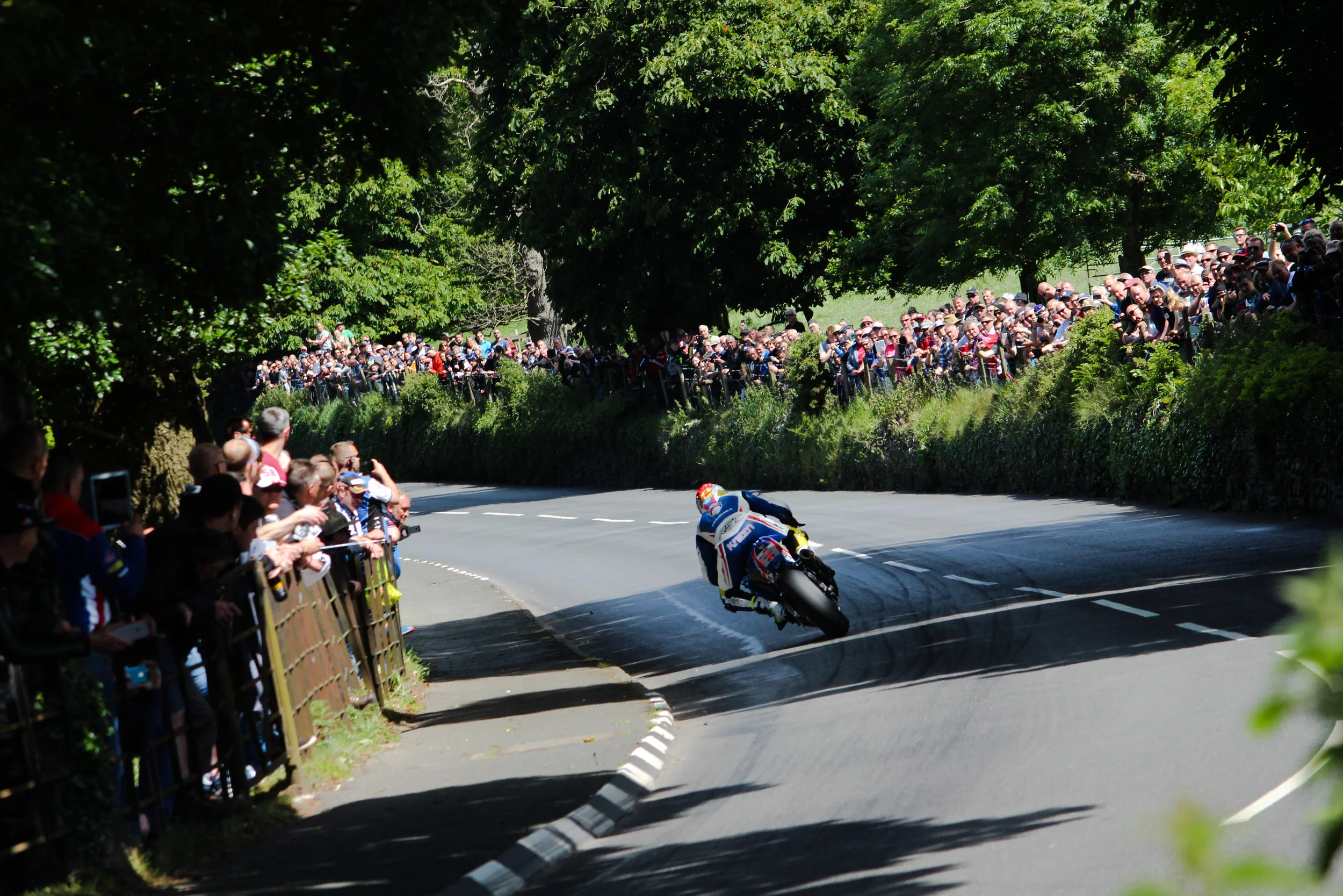 A sunny day Conker Fields... not a bad setting to take in a motorcycle race. Neundorf photo