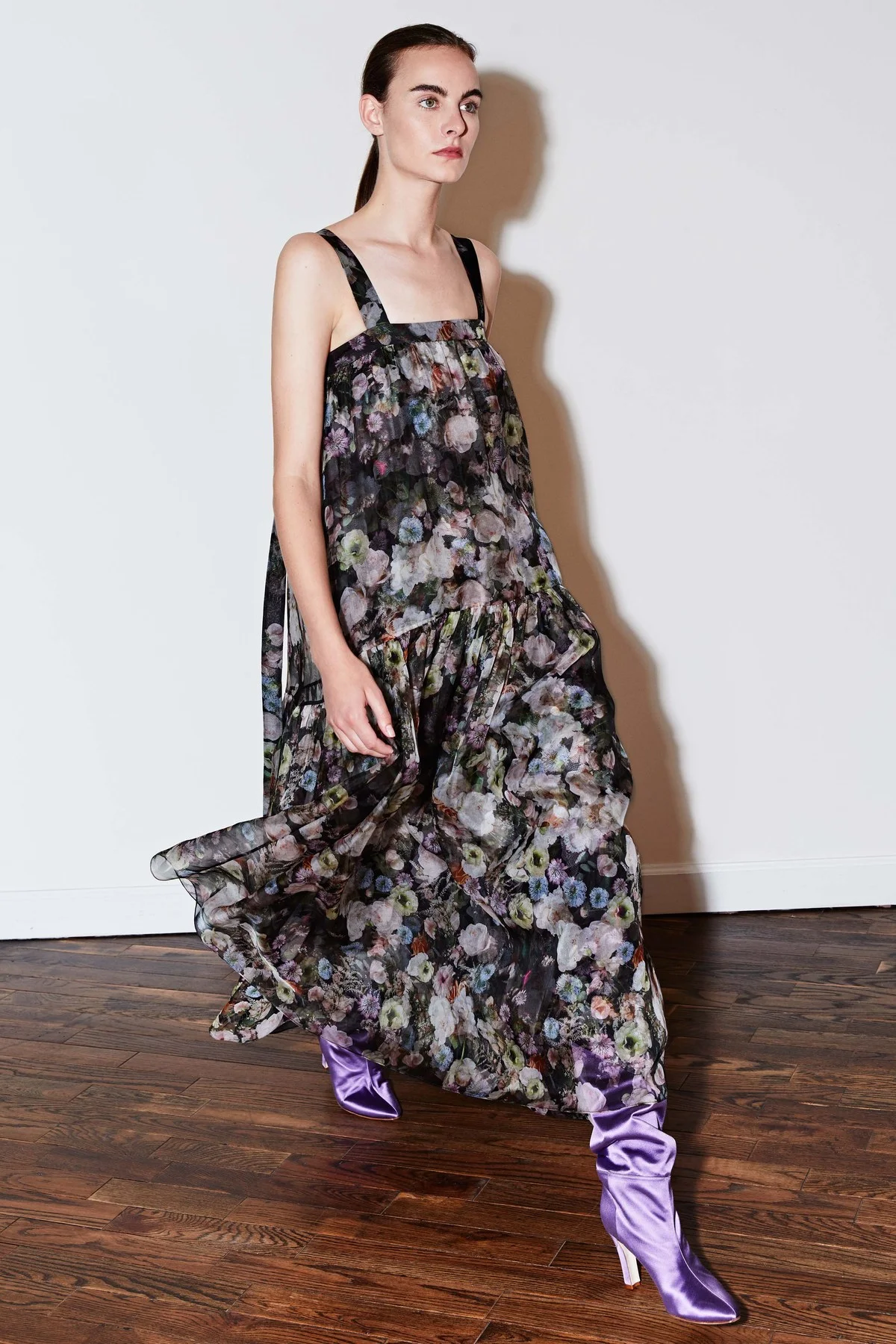 00030-adam-lippes-vogue-resort-2019-pr.jpg