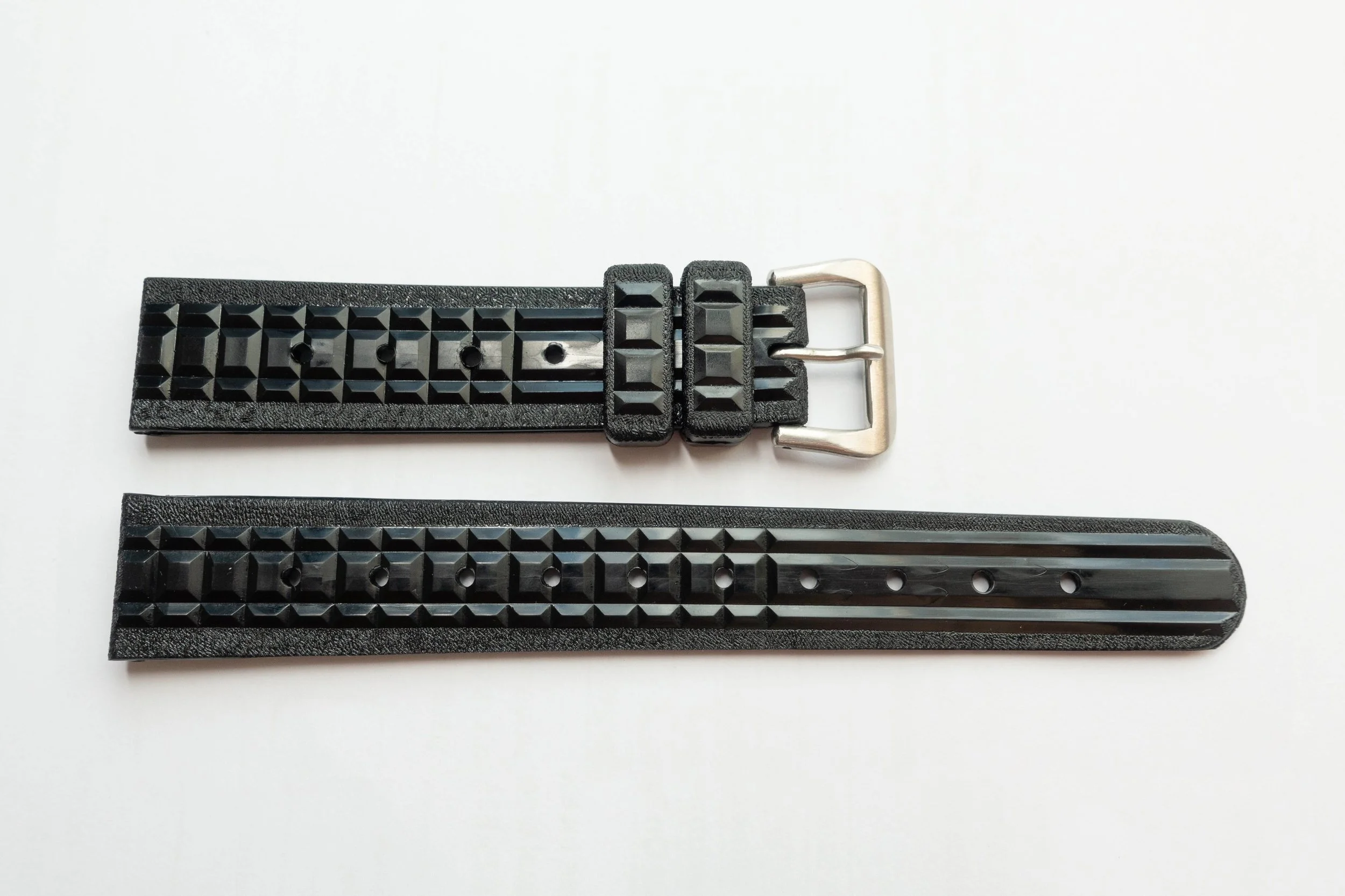 thumbnail image 2 of NOS Genuine Seiko Date Wheel Part #801 – Fits Multiple 6105, 6309, 6139 Models 2 of 6