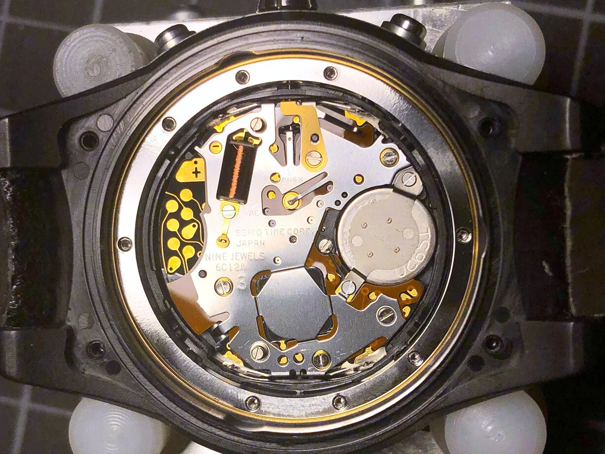 Seiko Thermic 6C12 Repair - Battery/Capacitor Fix — Plus9Time