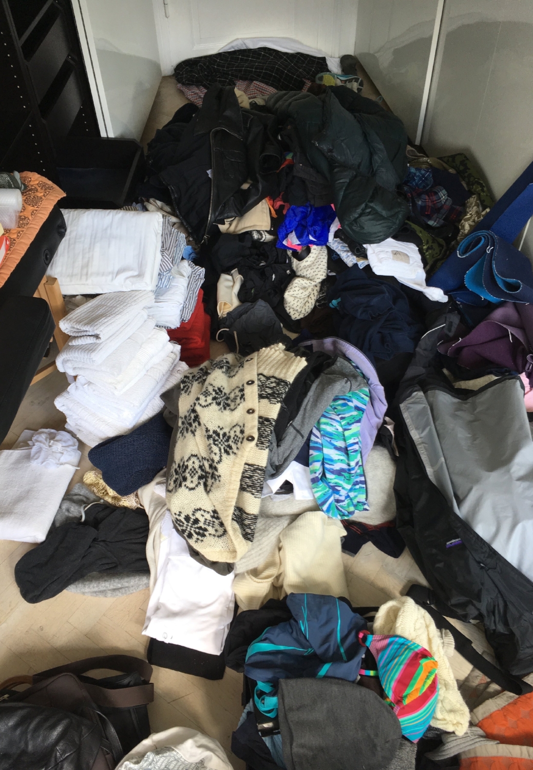 The Konmari Method - How To Clean Up Your Home (And Your Life). Clothes ...
