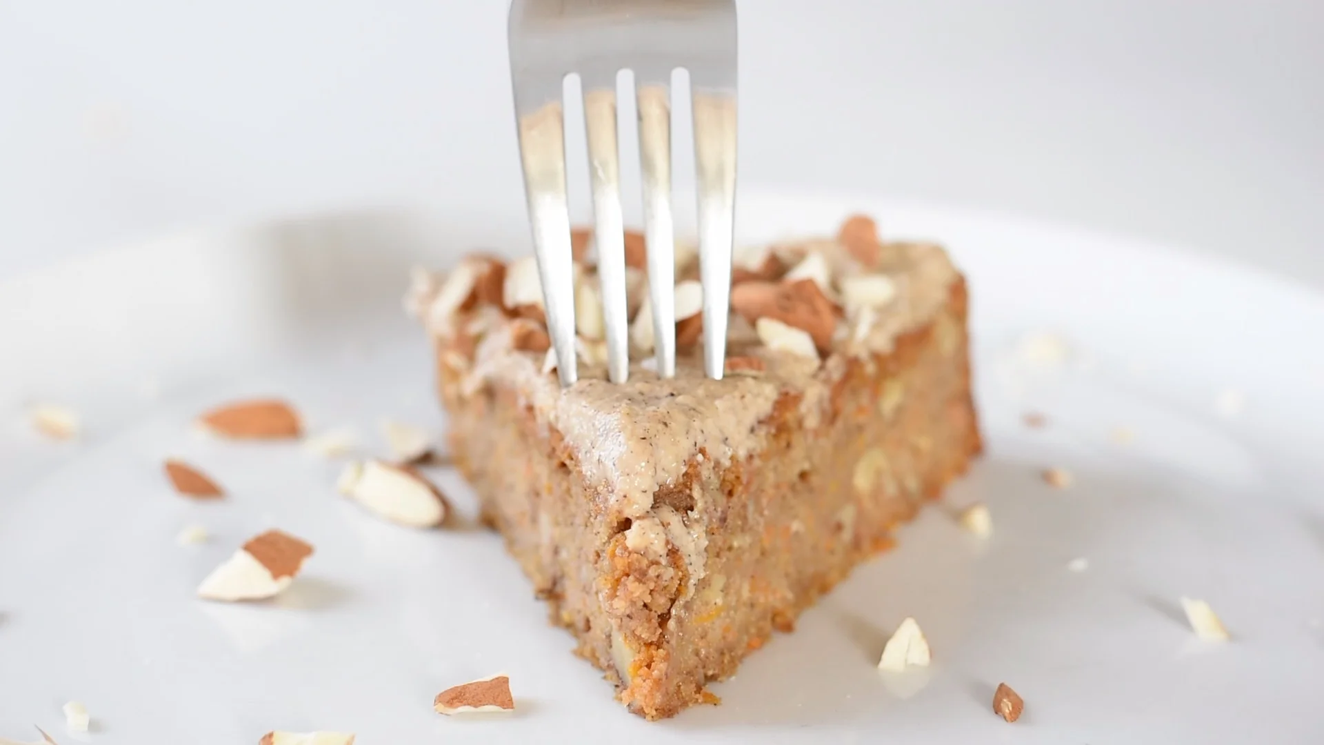 Vegan Paleo Carrot Cake