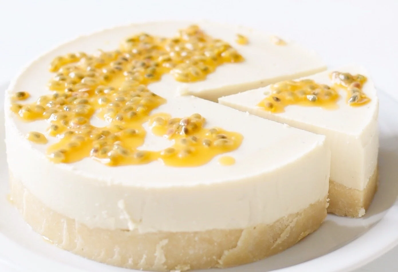 Coconut &amp; White Chocolate Panna Cotta Tart