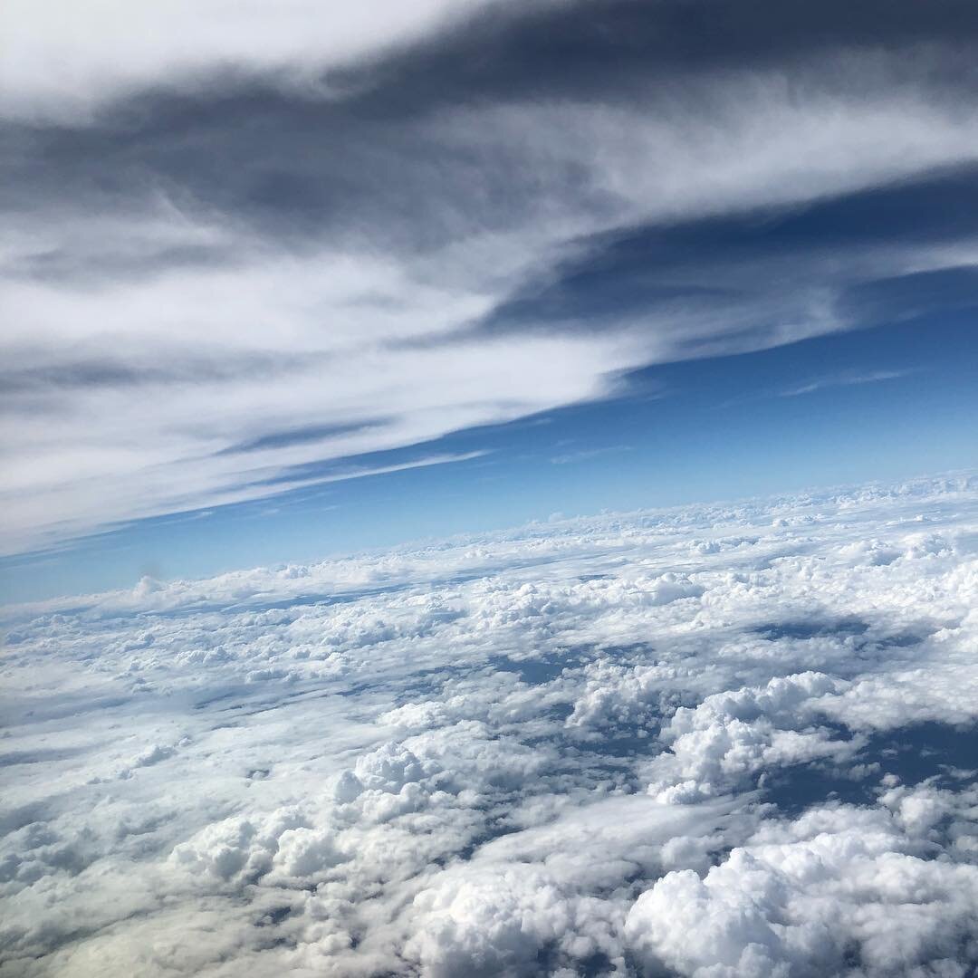 ✨✈️☁️
&bull;
&bull;
&bull;
#nofilter #clouds #sky #airplane #southwestairlines #bwi to #tpa #sarasota #halfmoondrive #peace #love #happiness