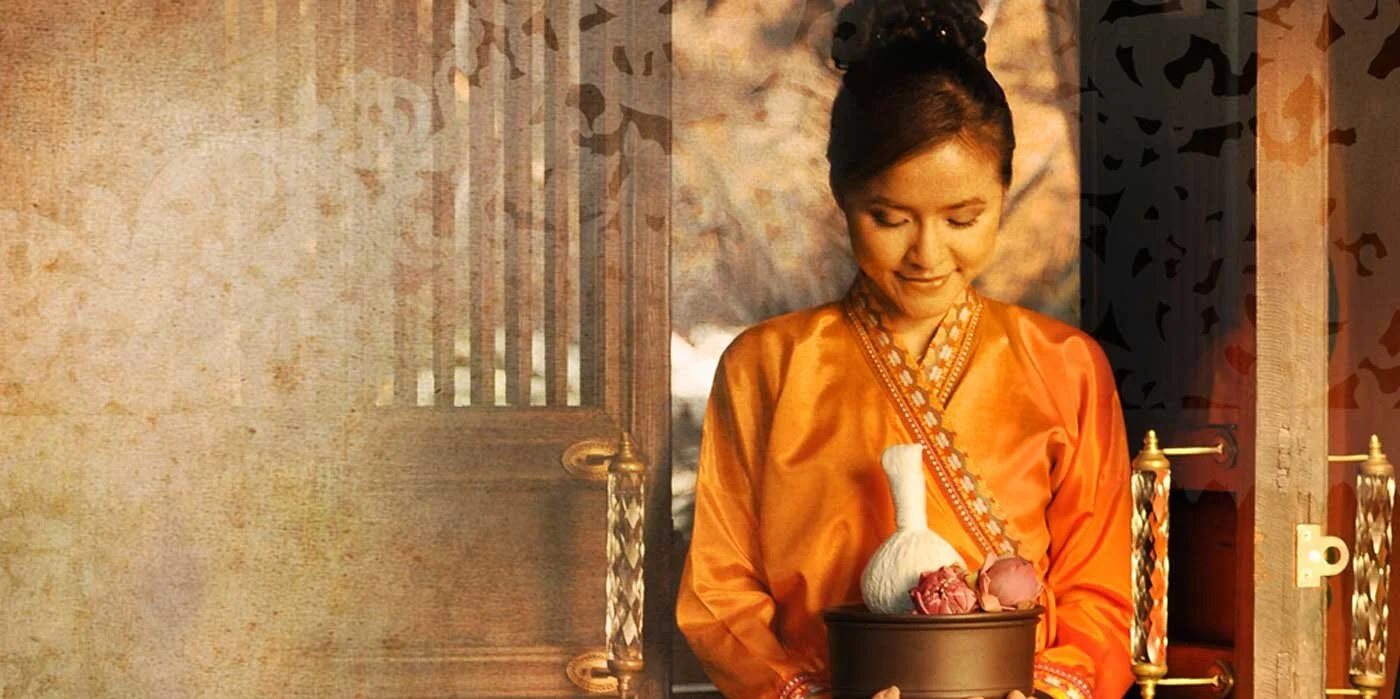 Thai-Massage-Therapist.jpg