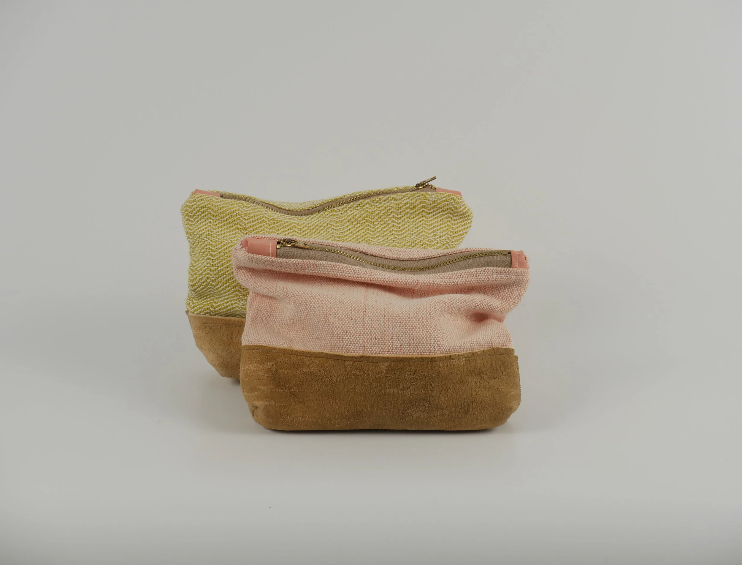  two handwoven small bags, with hand-processed leather 