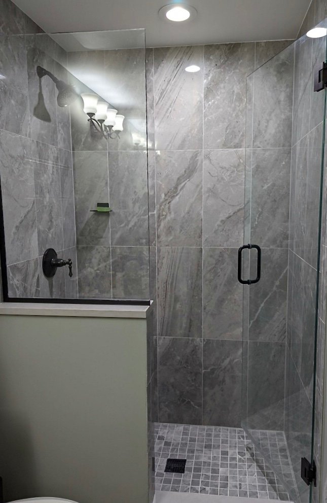 Tom's Shower, Vert. Tiles.jpg