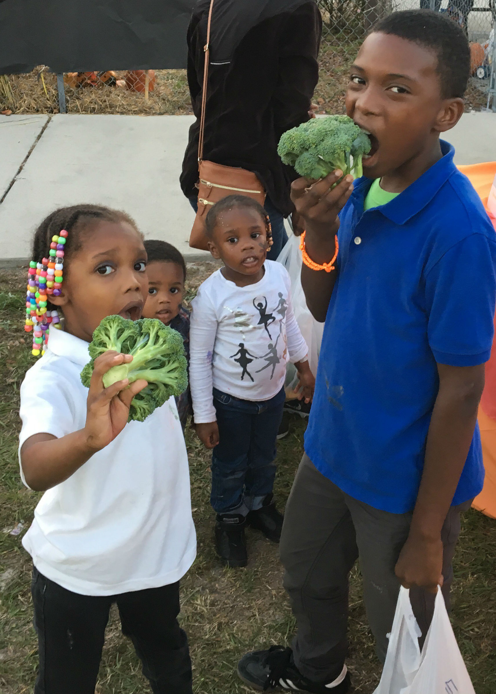 Kids w broccoli.jpg