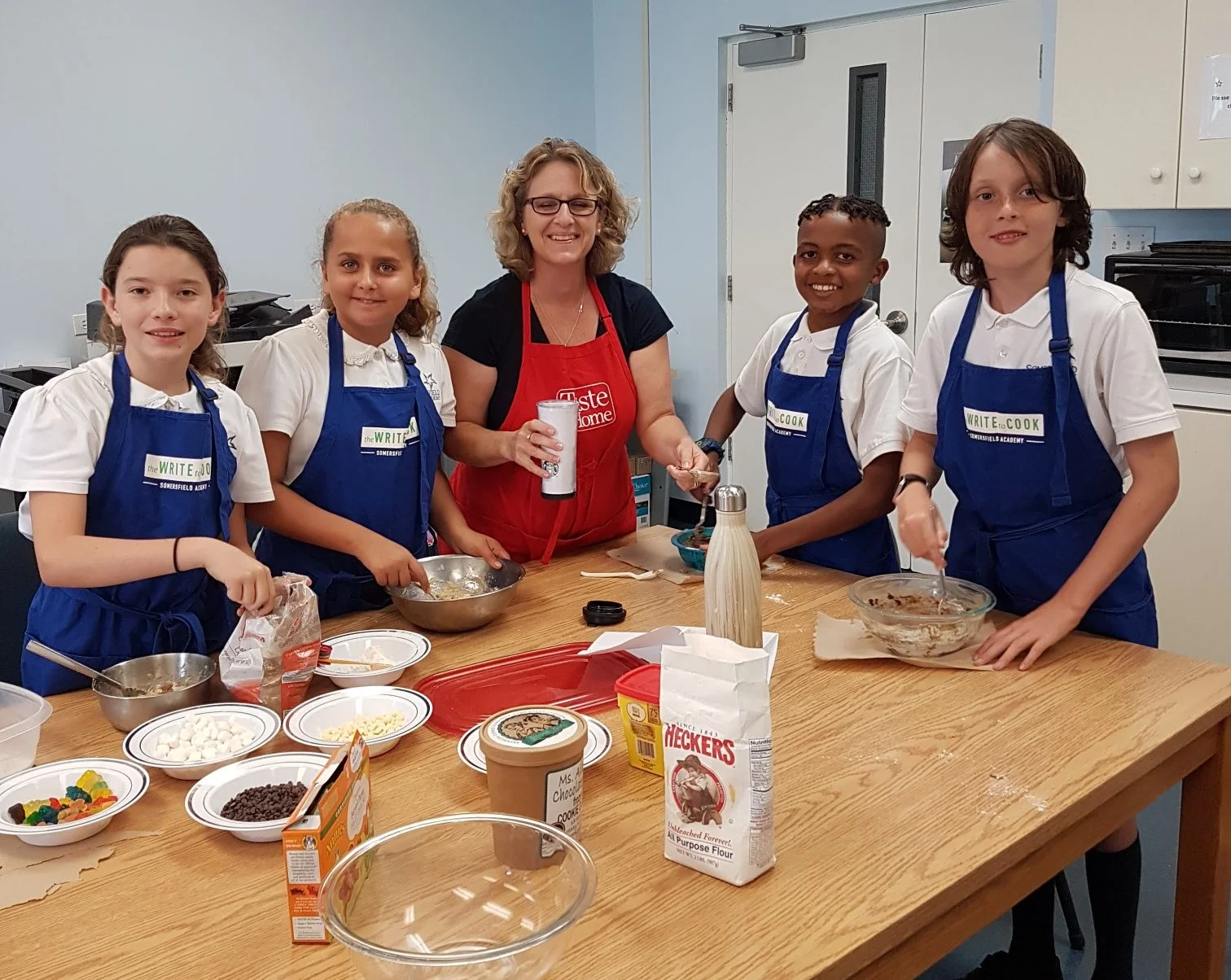 Mrs. Resnik shares her edible cookie dough recipe with the chefs!
