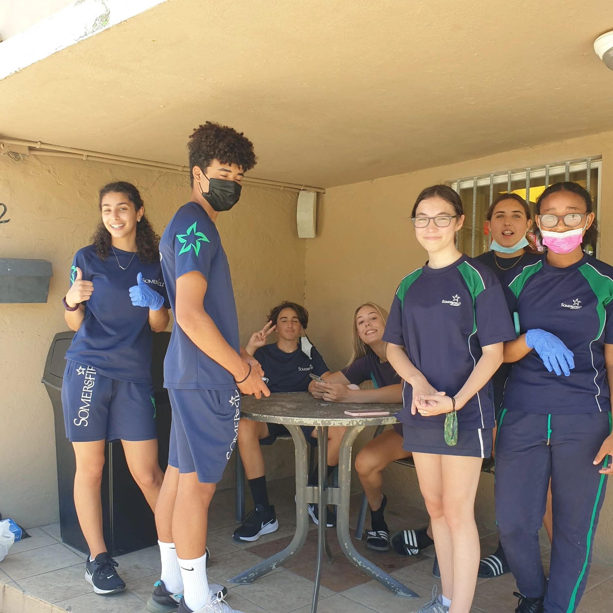 Faven's group pizza.jpeg