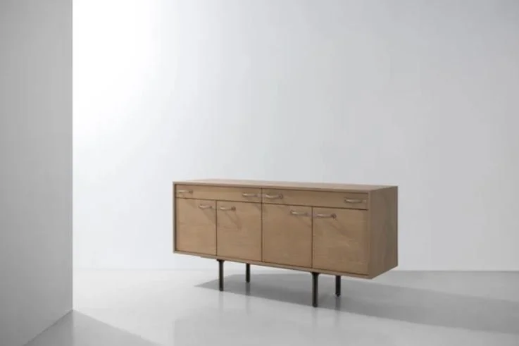 Tote Credenza 02.JPG
