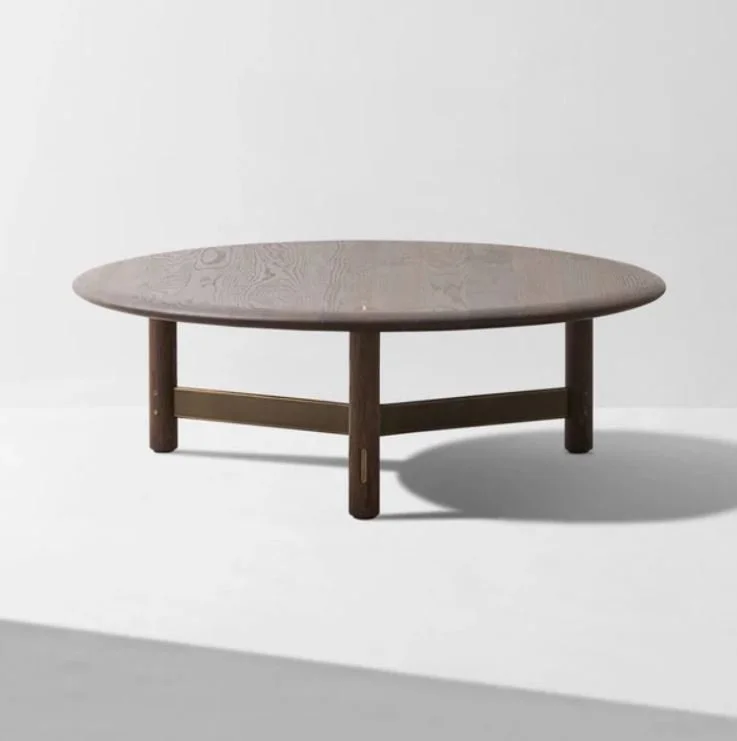 Stilt round table.JPG
