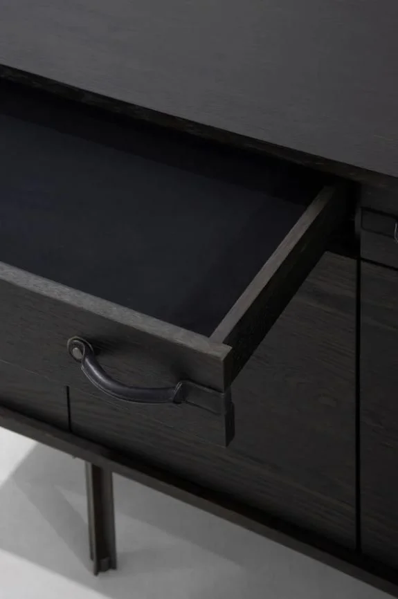 Tote Credenza 11.JPG