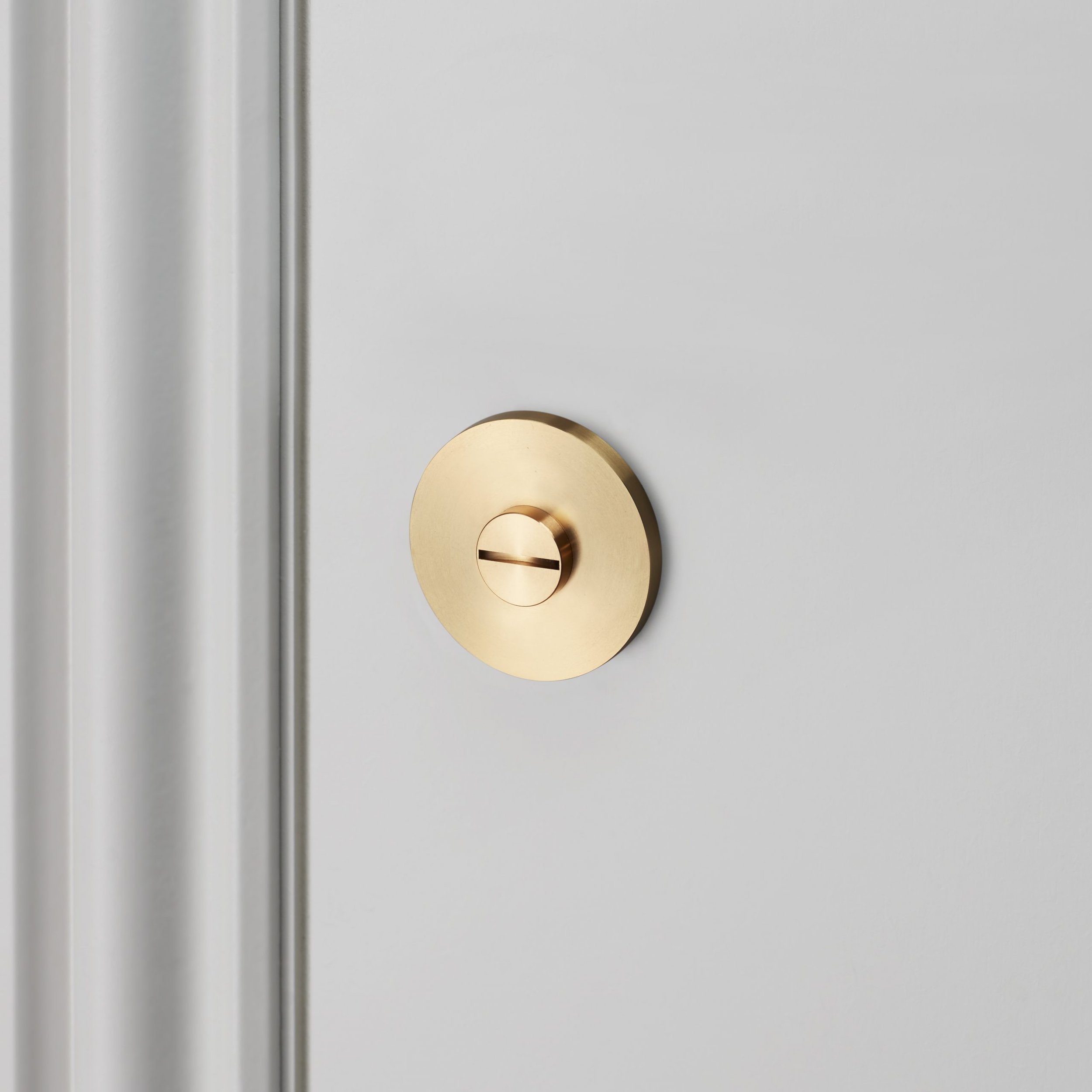 buster_punch_-_thumb_turn_lock_brass_1_3.jpeg